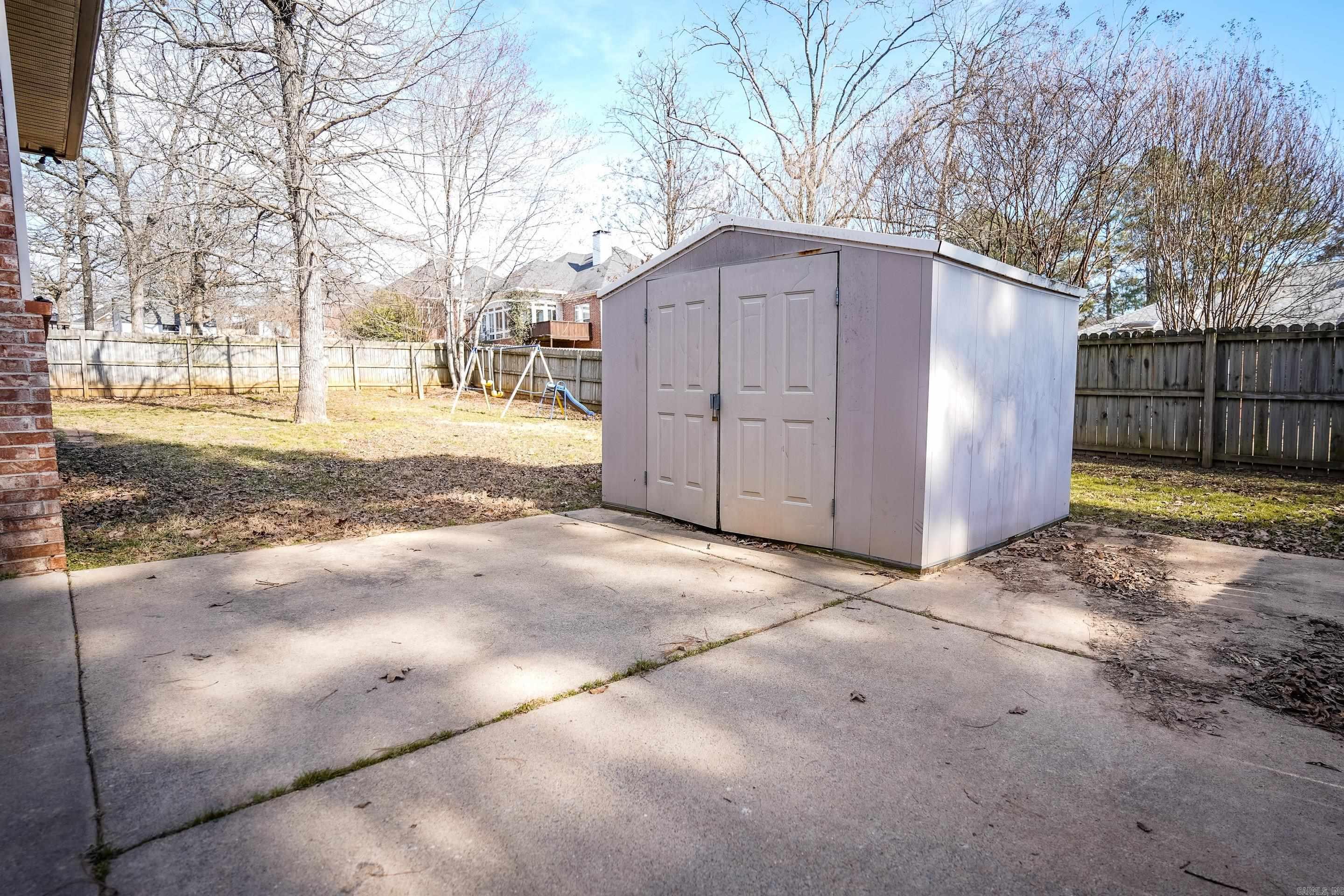 40 Ouachita Drive Maumelle, AR 72113