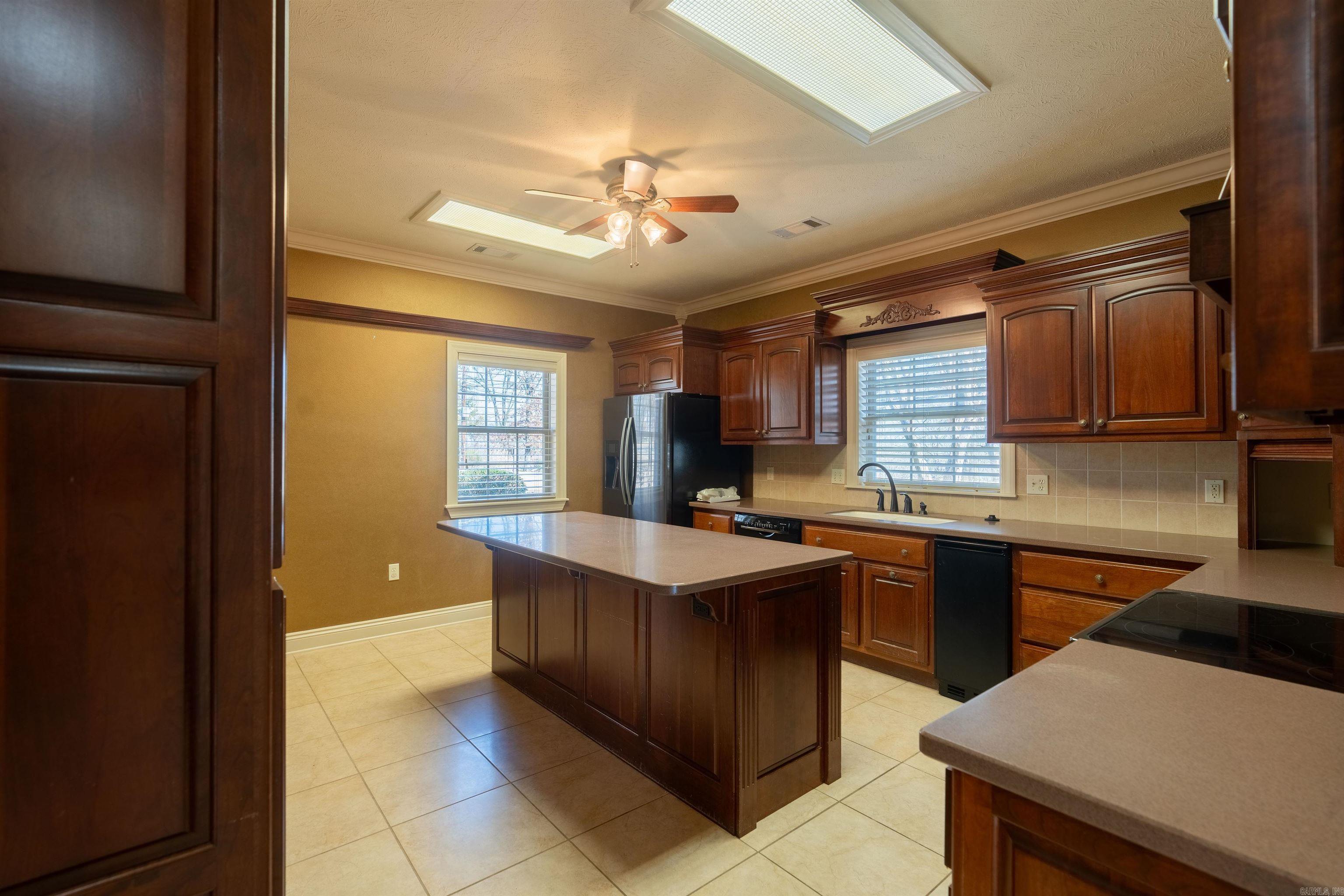 917 A  Skyline  Searcy, AR