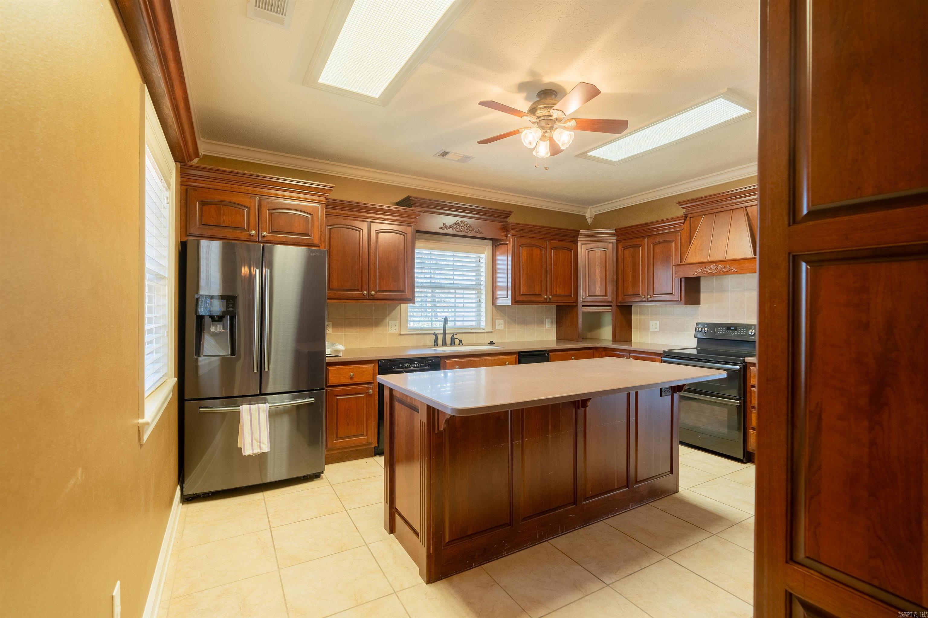 917 A  Skyline  Searcy, AR