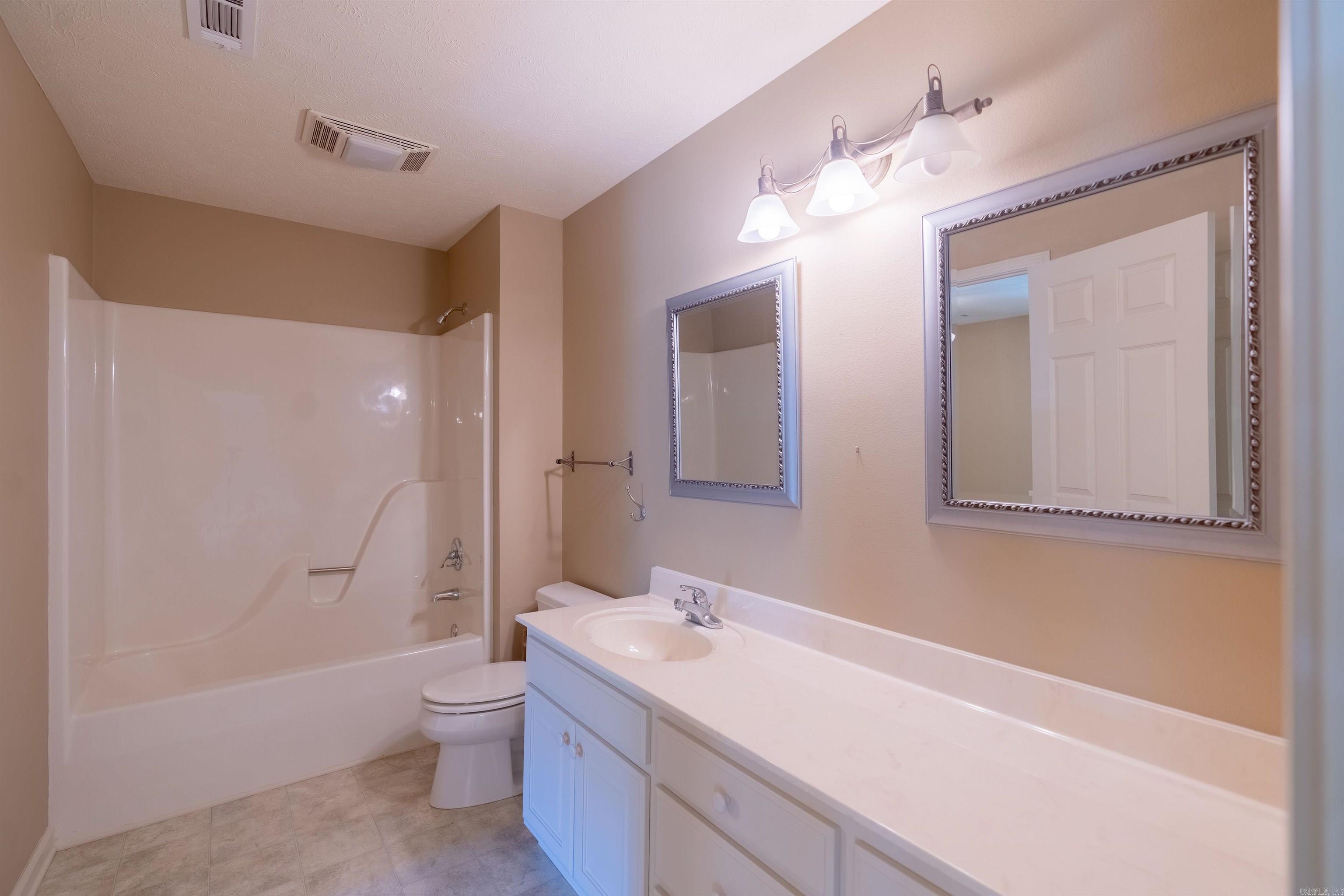 917 A  Skyline  Searcy, AR