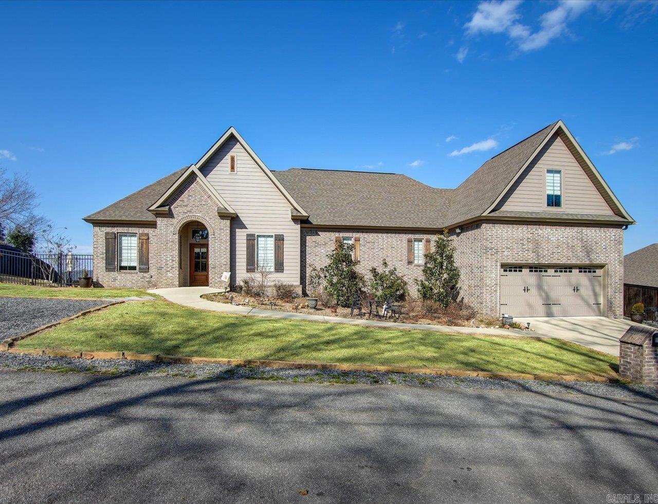 111 Medinah Overlook