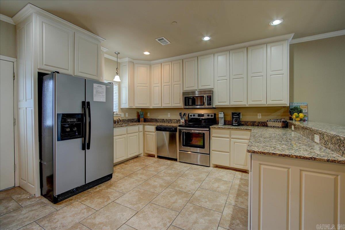 117  Lookout Point  Hot Springs, AR