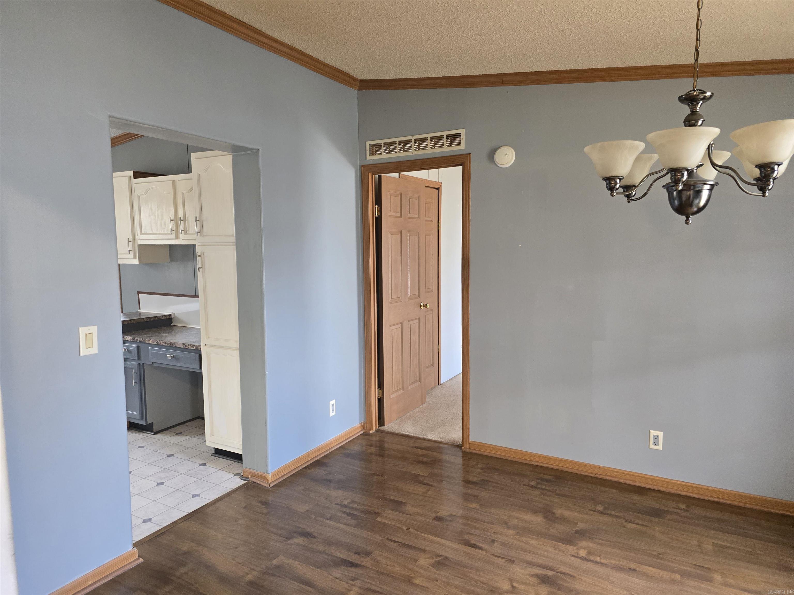 1047 S Hickory  Bald Knob, AR