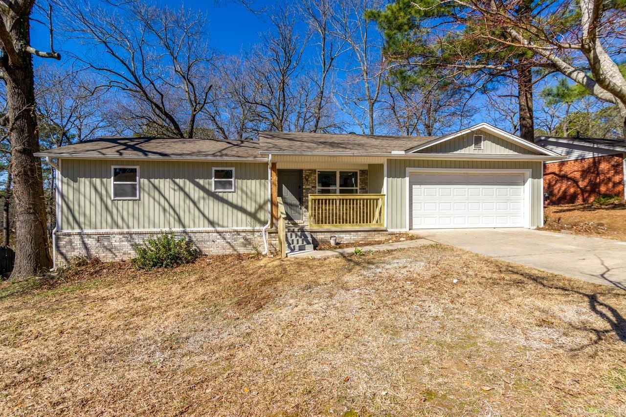 2704 W Greenbrier  Benton, AR