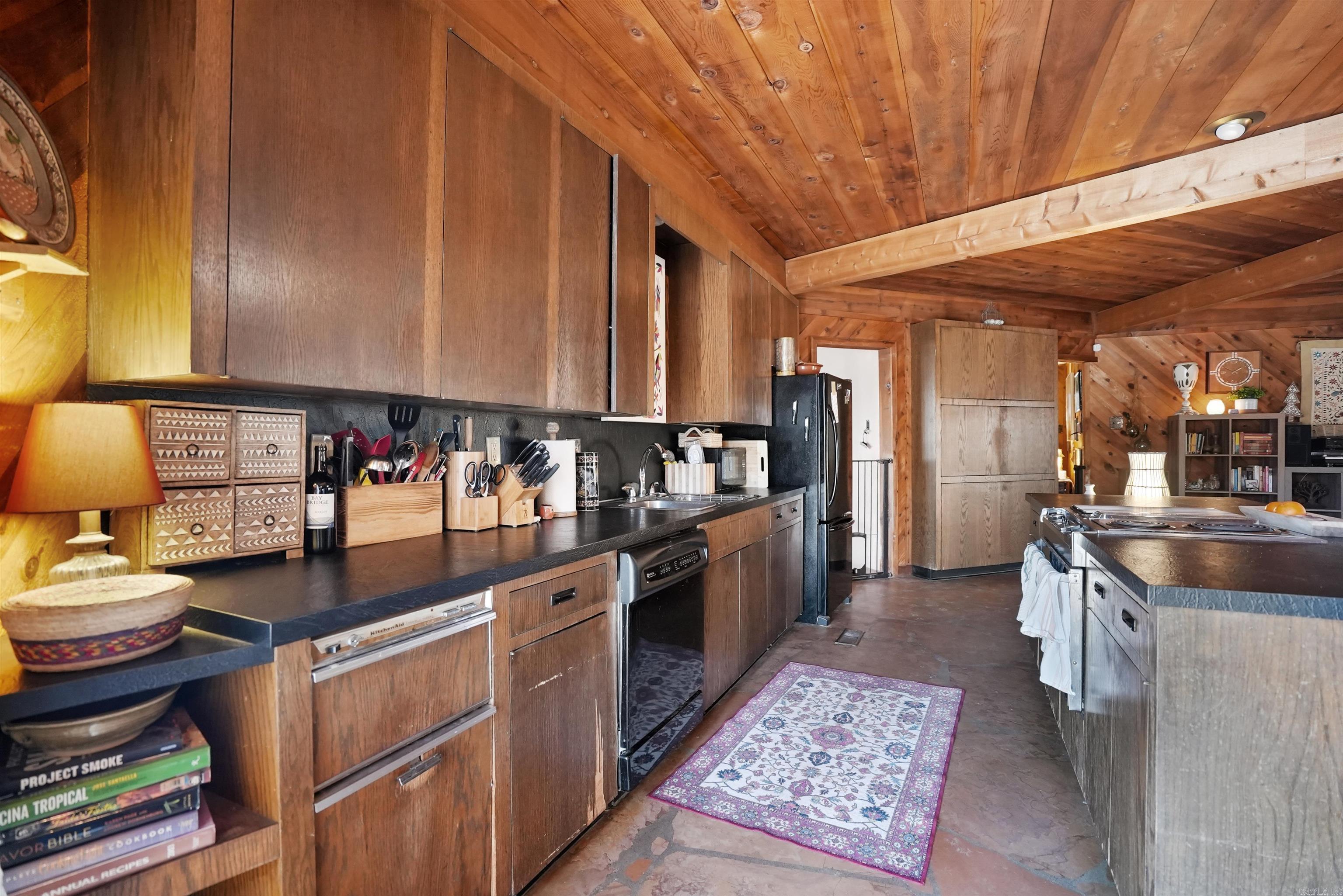 12212 Heinke Road Mabelvale, AR 72103