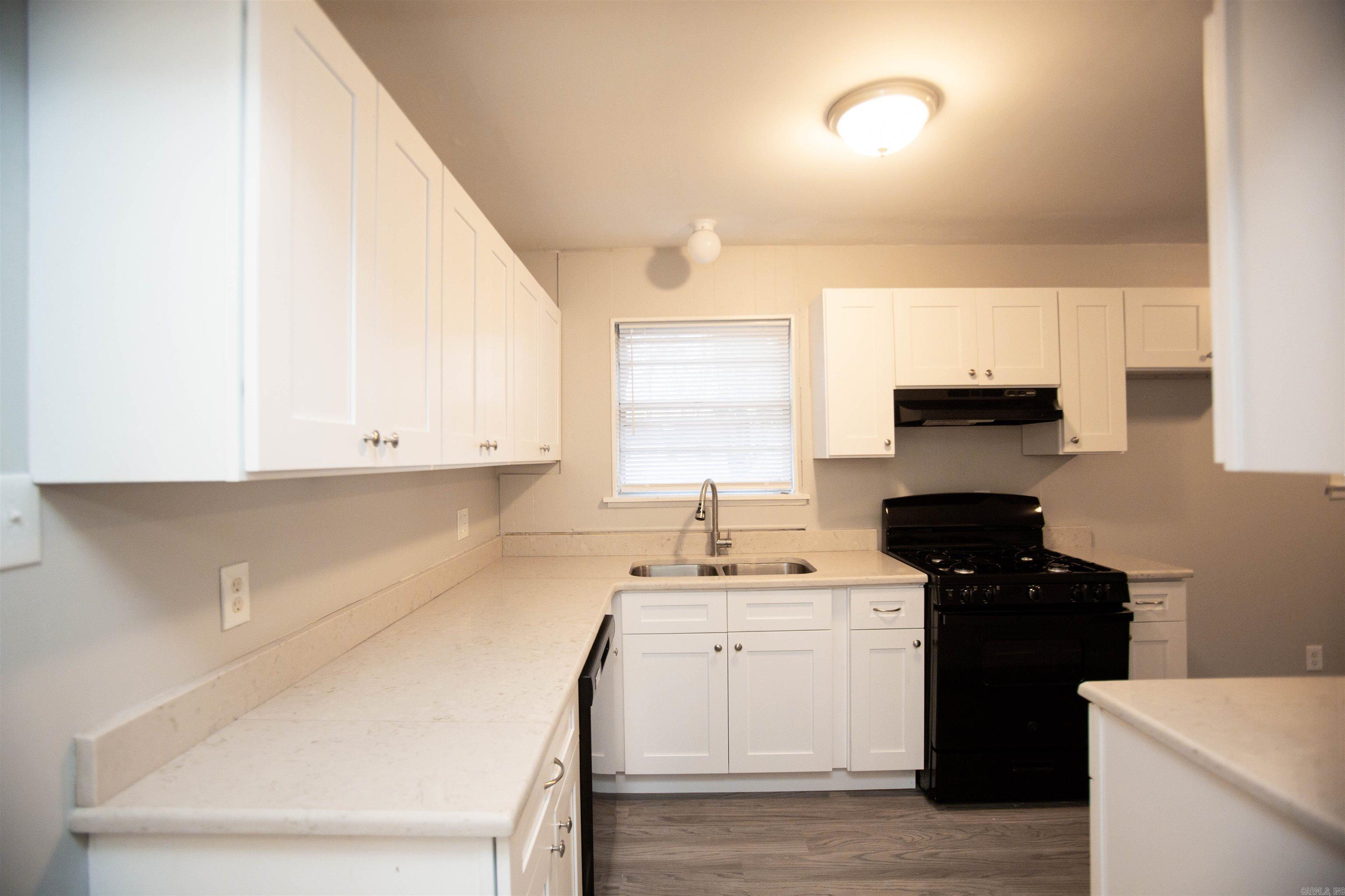 909  Roseclair  North Little Rock, AR