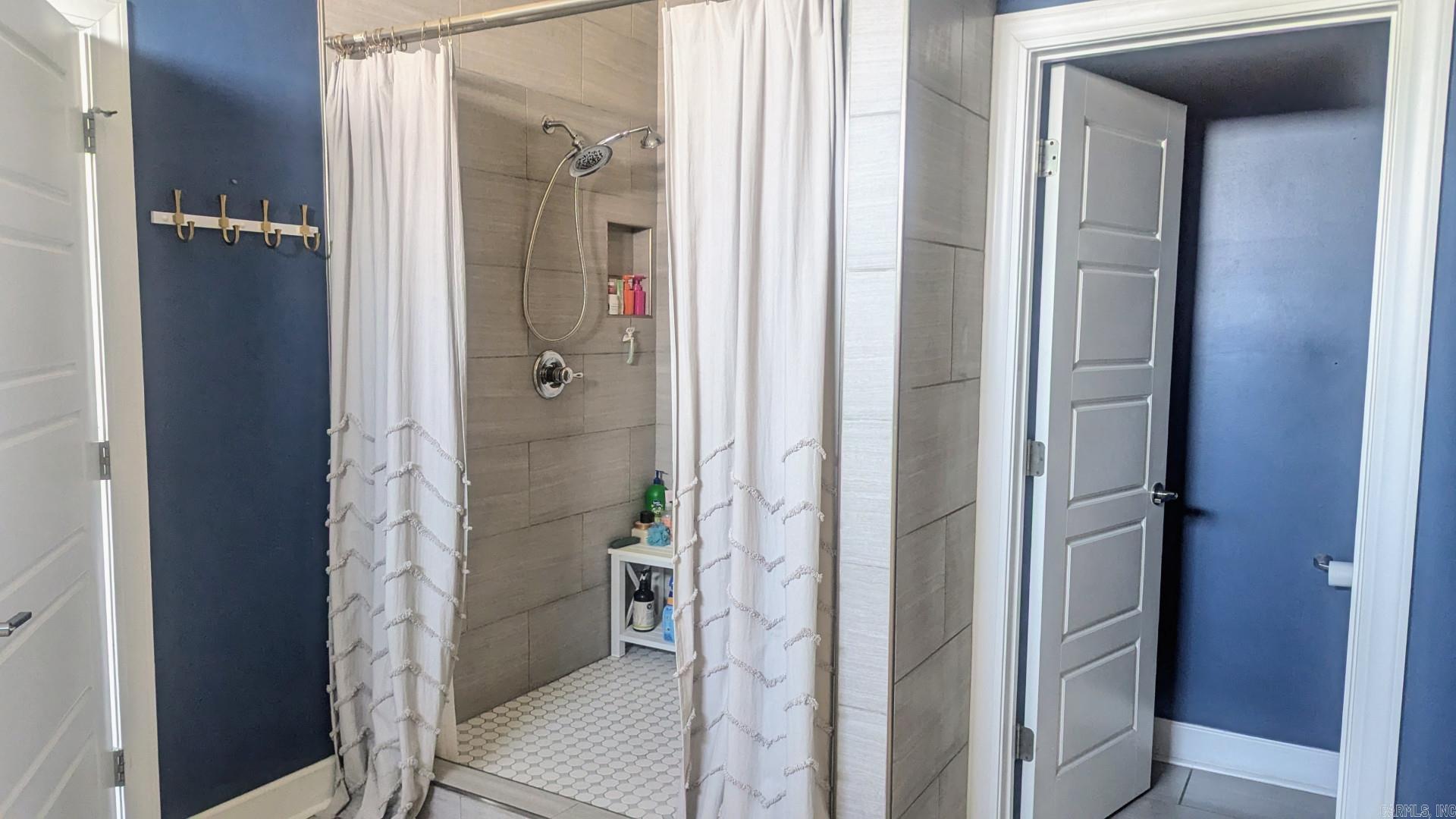 4200  Villa  Jonesboro, AR