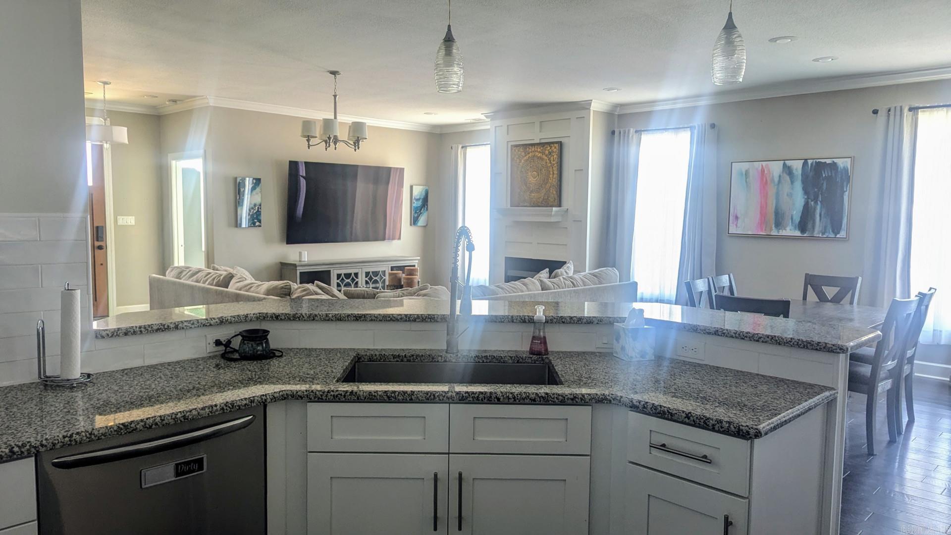 4200  Villa  Jonesboro, AR