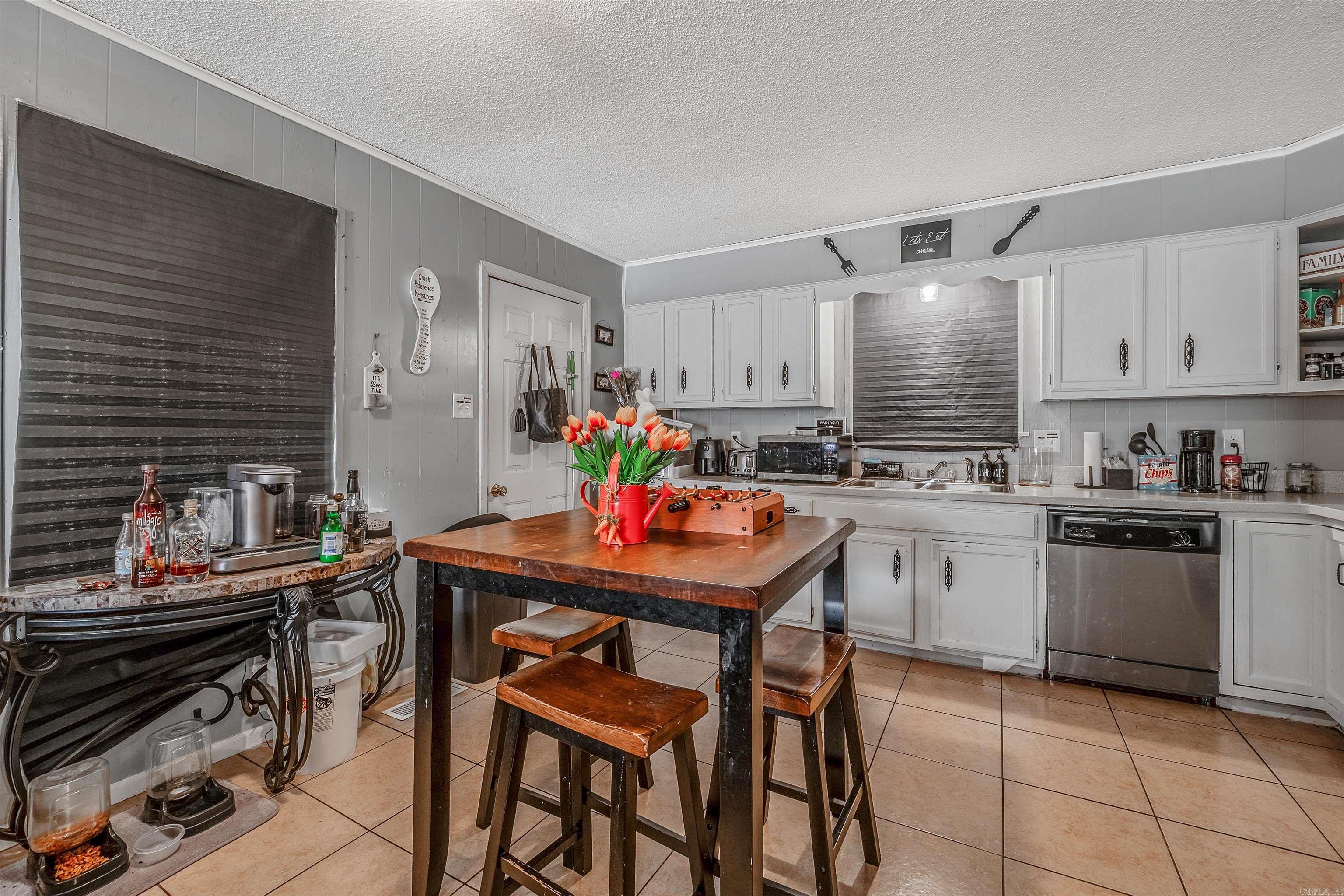 615 & 617  Brierly Dr  Sherwood, AR
