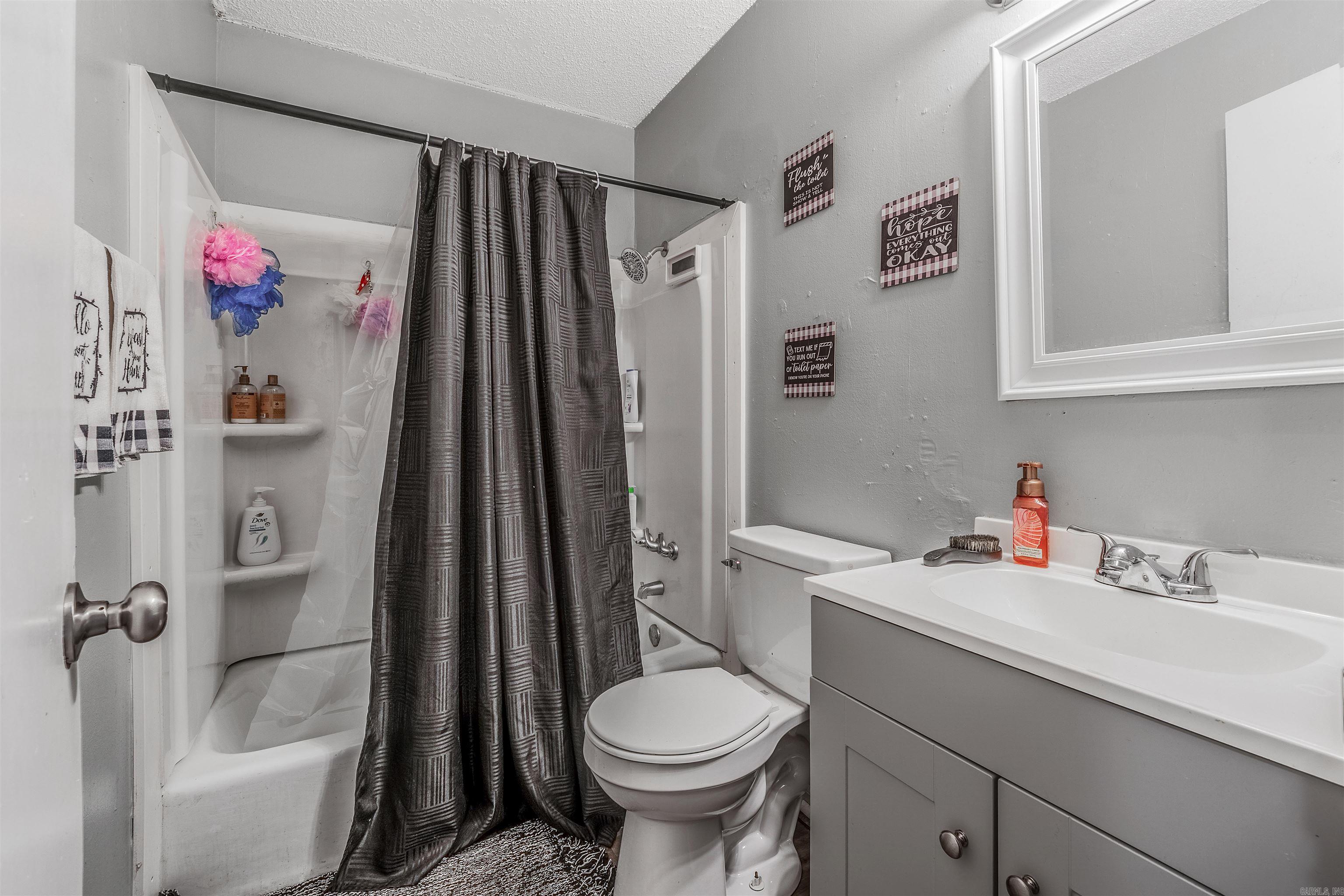 615 & 617  Brierly Dr  Sherwood, AR