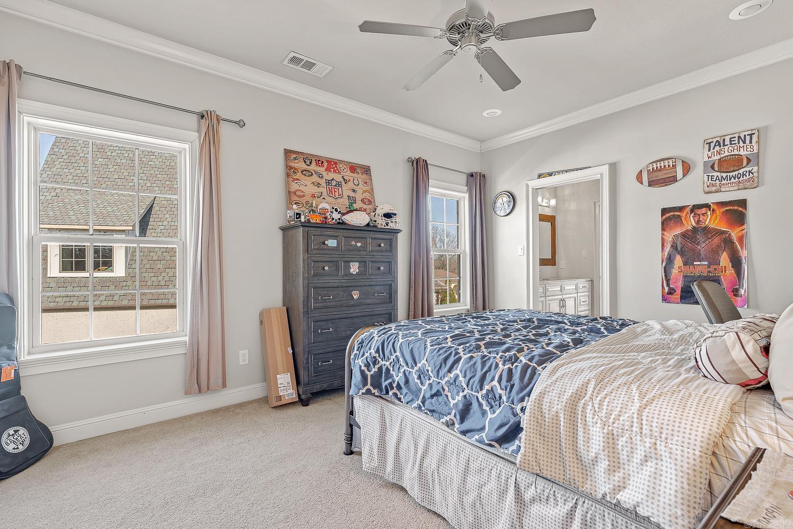 2064 Sloan Lake Dr Jonesboro, AR 72404-6894