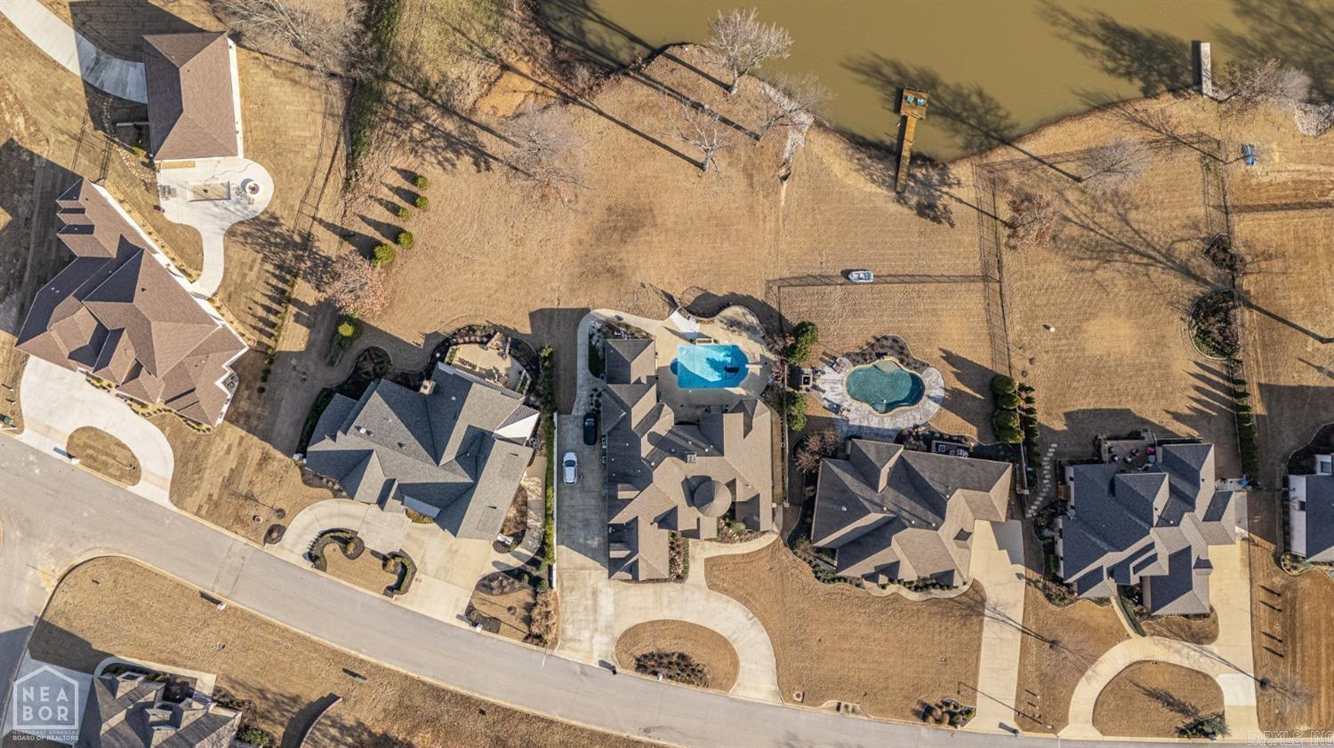 2064 Sloan Lake Dr Jonesboro, AR 72404-6894