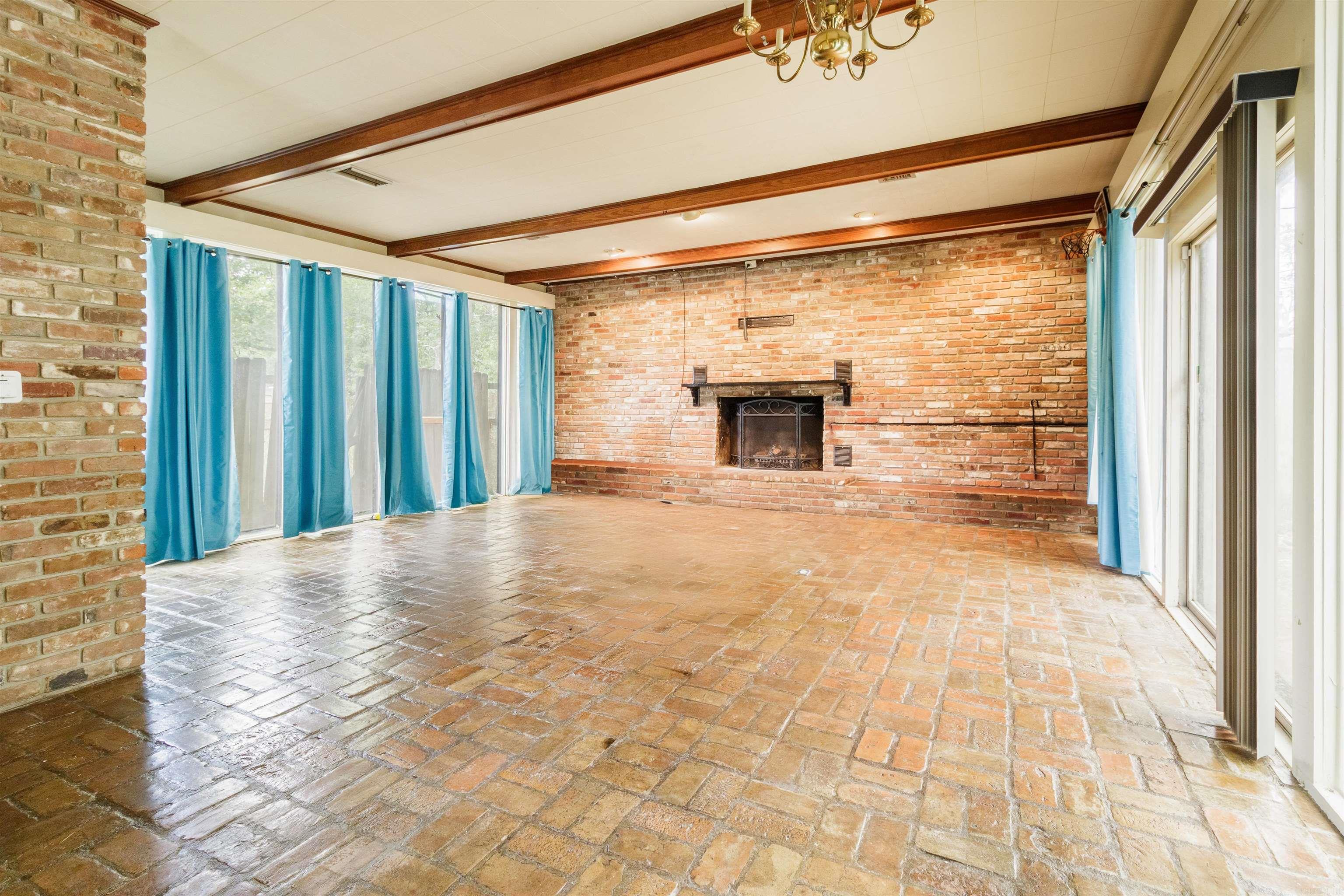 2302 W 35th  Pine Bluff, AR
