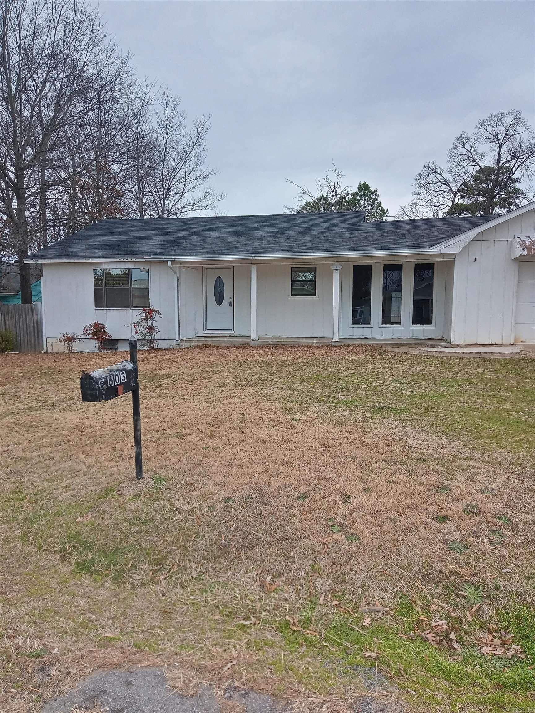 603  lora drive  Bryant, AR