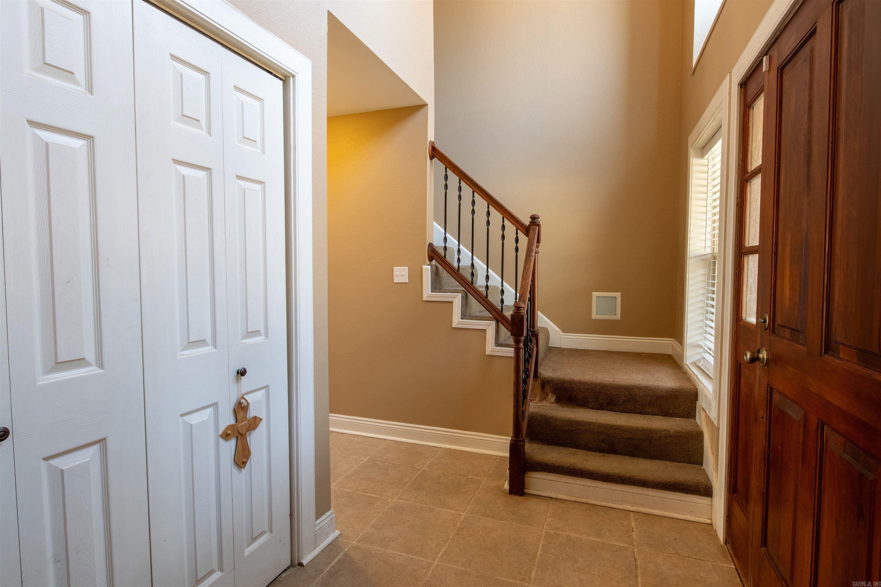 108  Deer Ridge Dr.  Searcy, AR