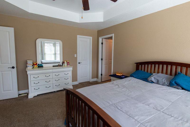 108  Deer Ridge Dr.  Searcy, AR