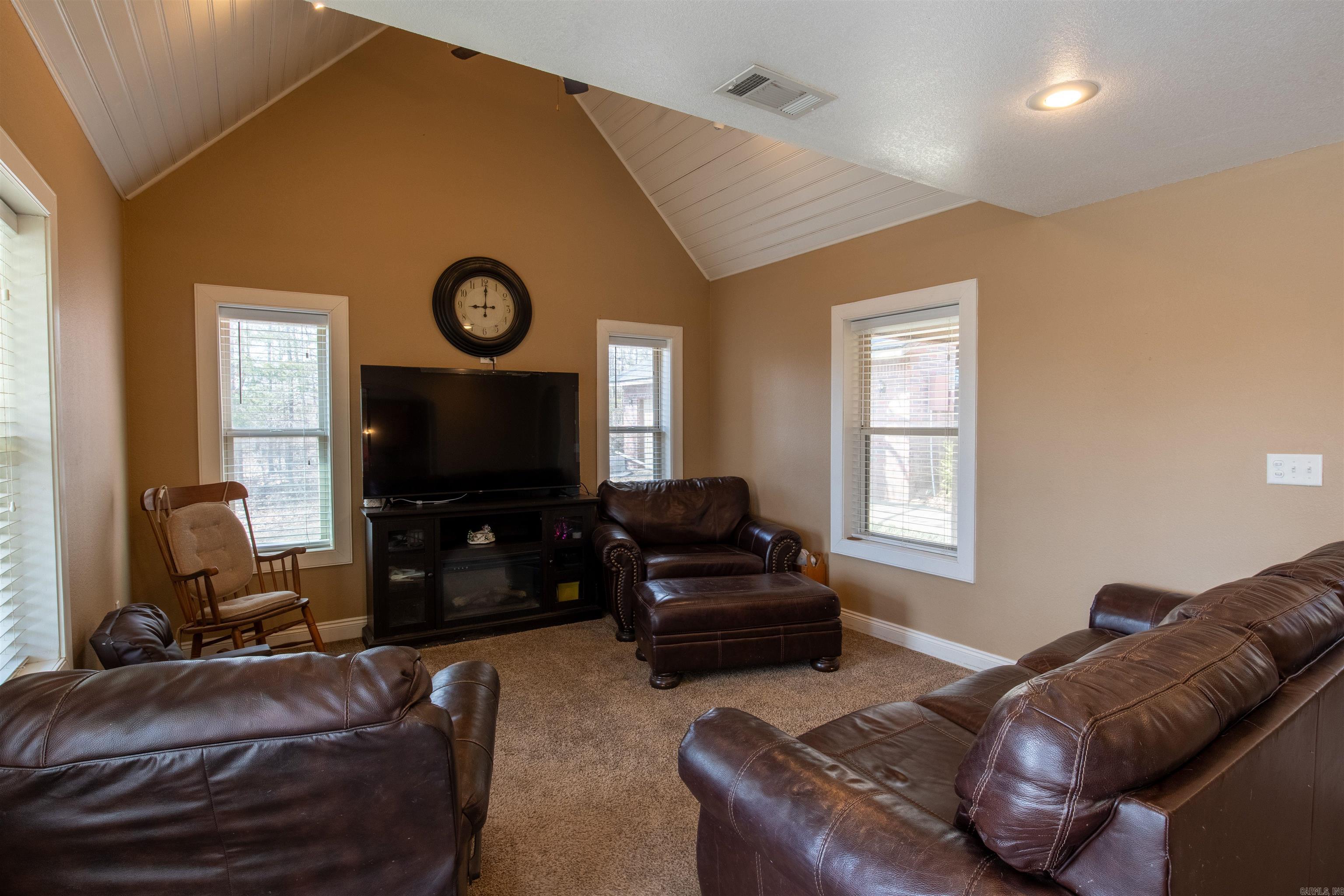 108  Deer Ridge Dr.  Searcy, AR