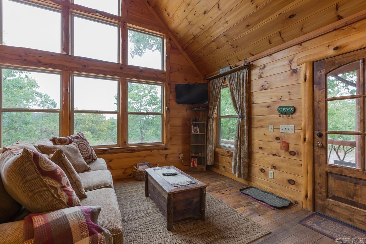383  Massey Lane  Mena, AR