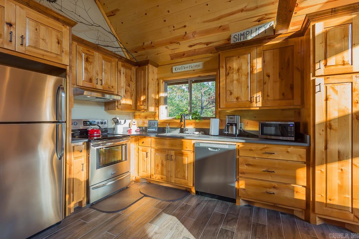 383  Massey Lane  Mena, AR