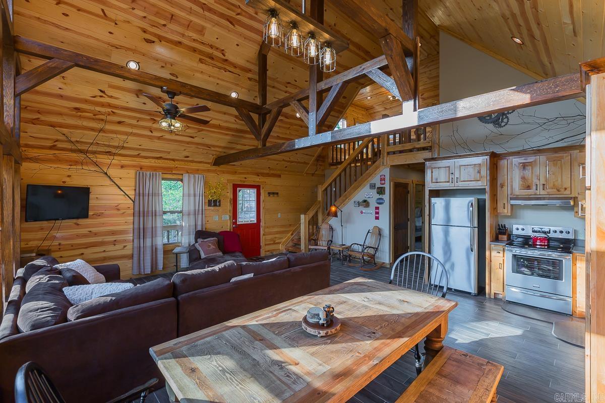 383  Massey Lane  Mena, AR