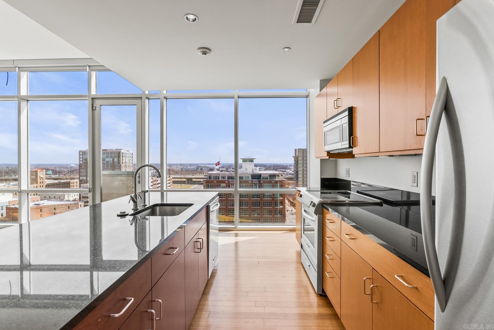 300 E Third  #1106  Little Rock, AR