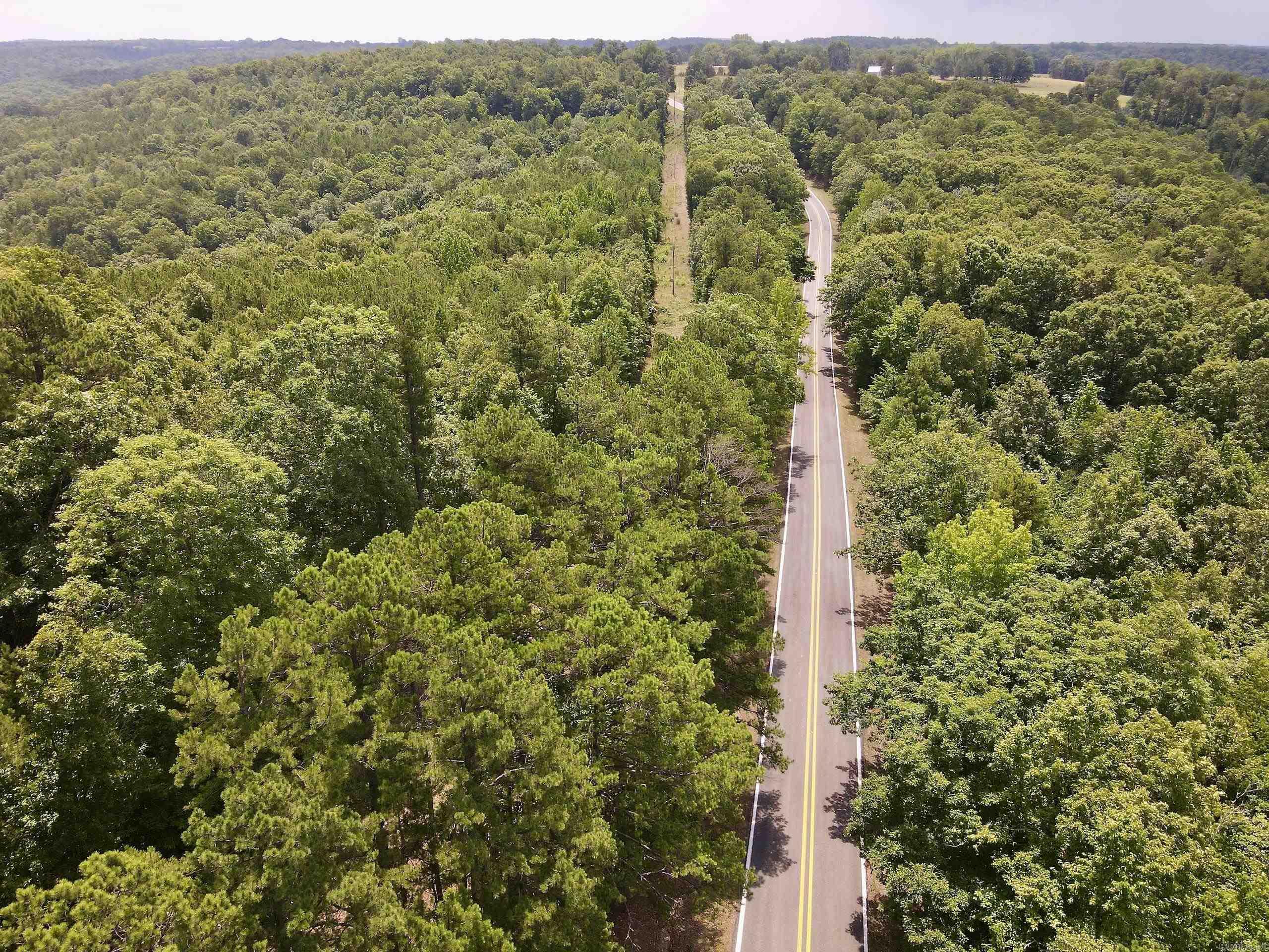 000  HWY 16  Clinton, AR