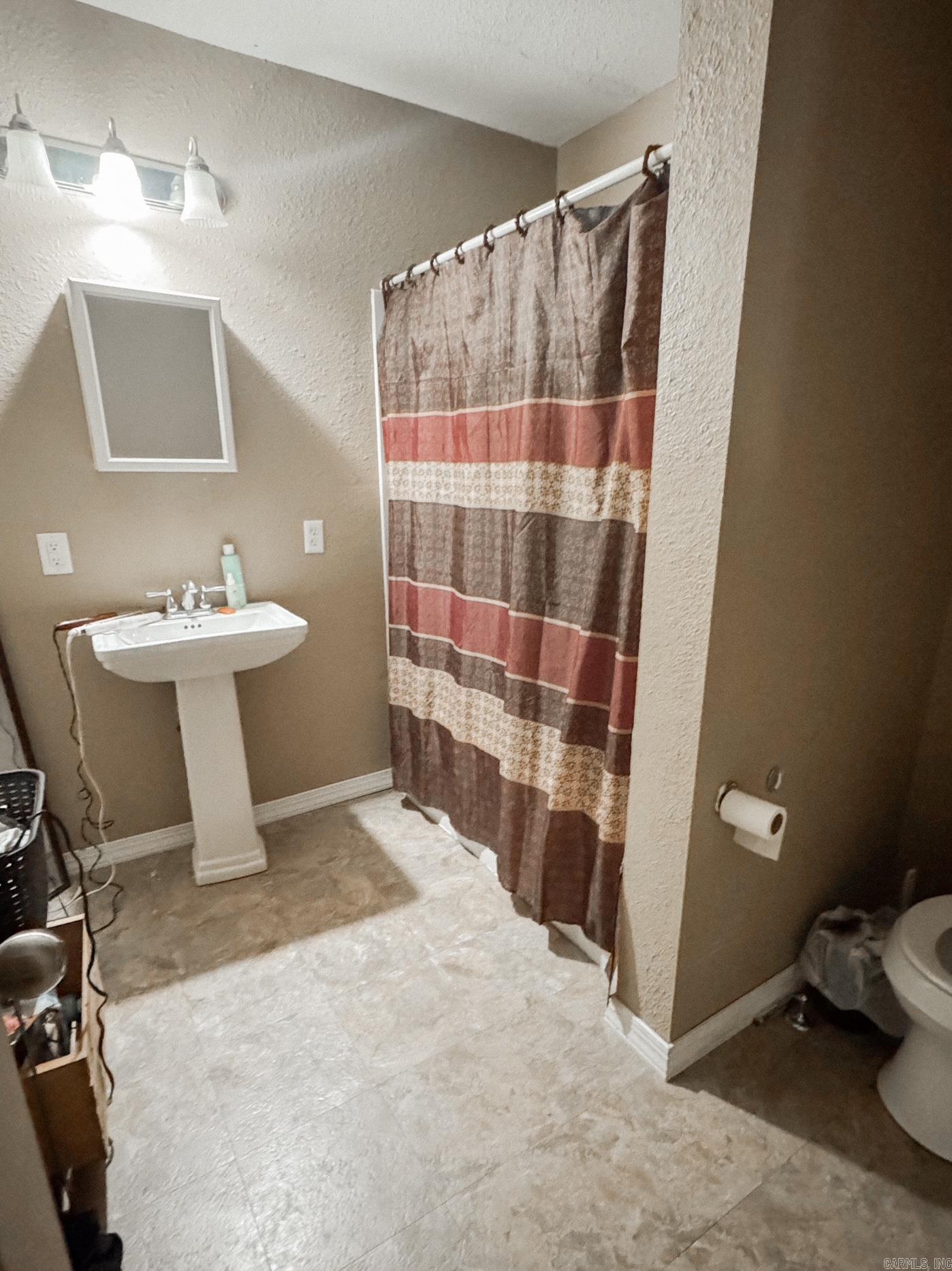 110 S Third  Coal Hill, AR