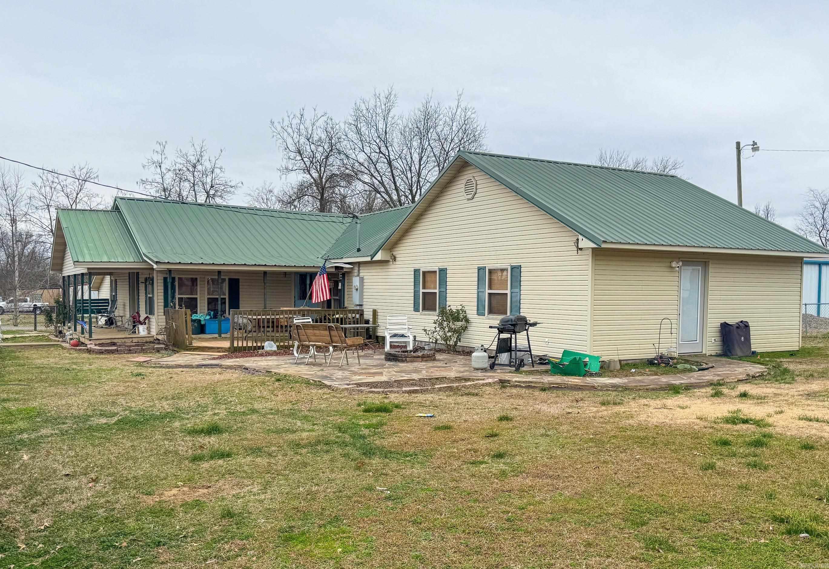 110 S Third  Coal Hill, AR