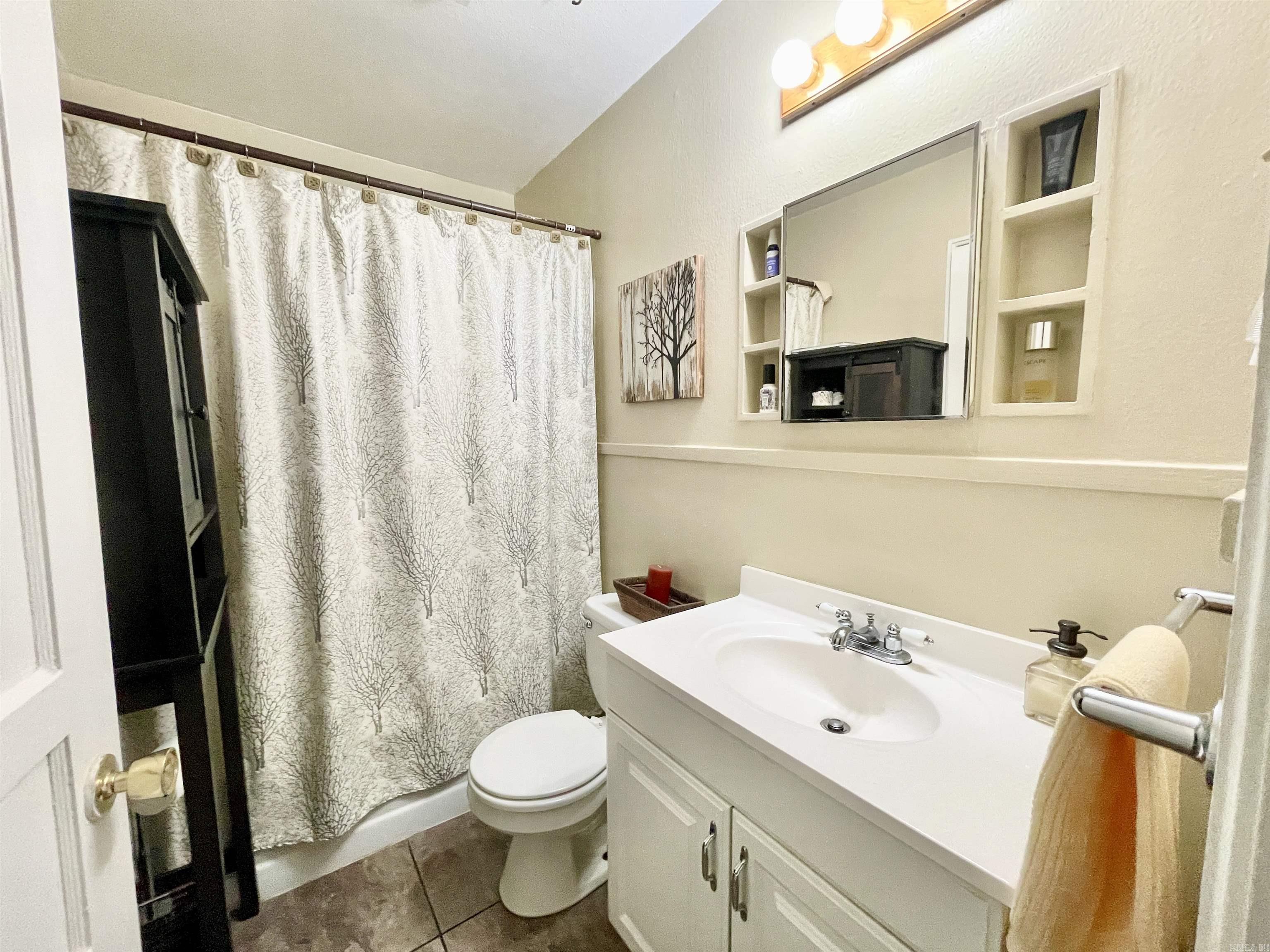 212 E B Avenue  North Little Rock, AR