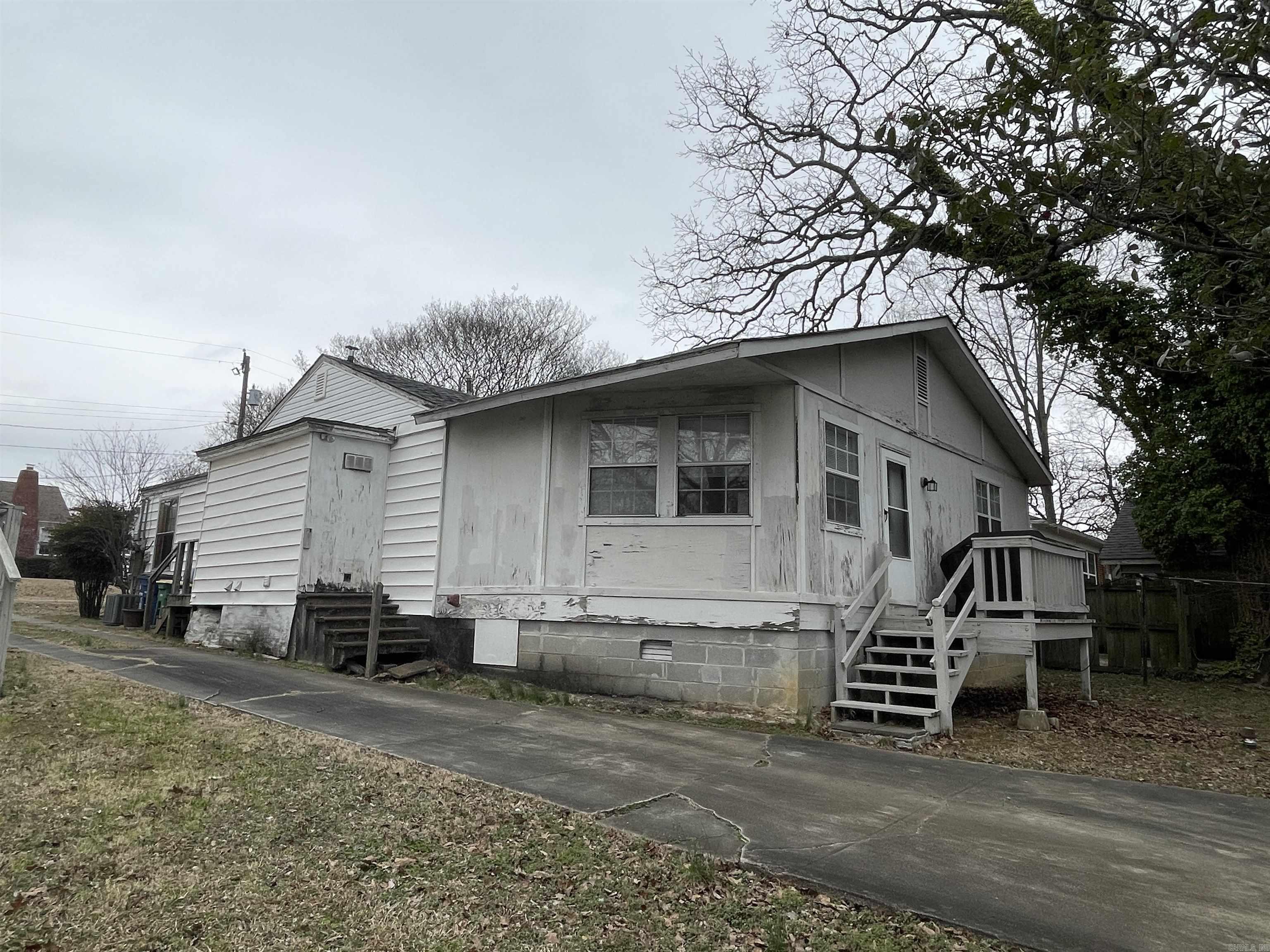 212 E B Avenue  North Little Rock, AR