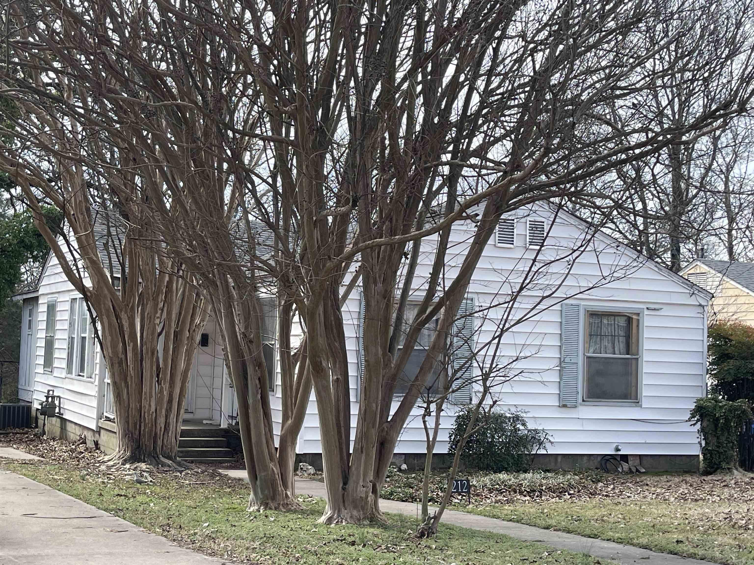 212 E B Avenue  North Little Rock, AR