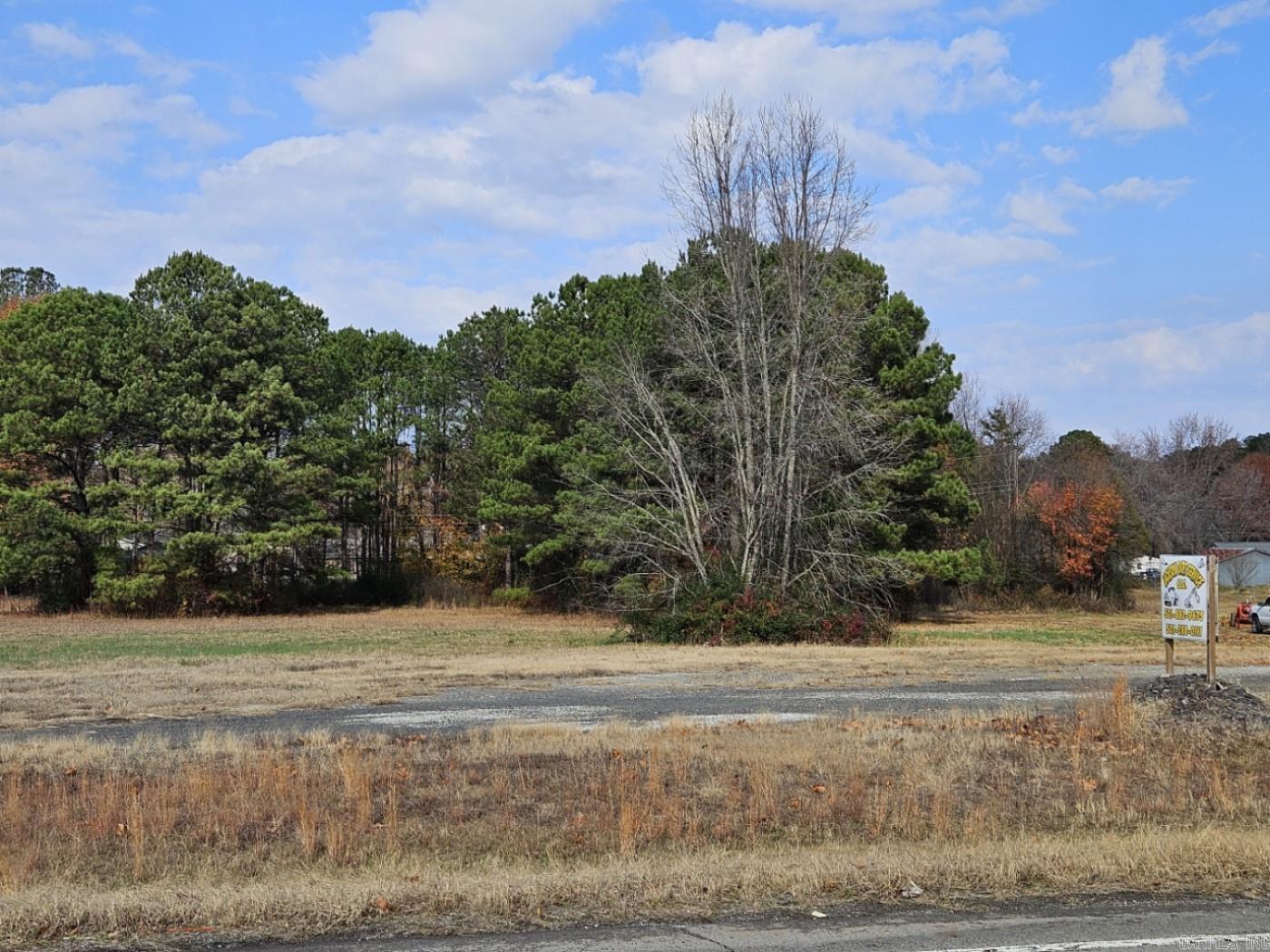 606 E DeWitt Henry Dr.  Beebe, AR