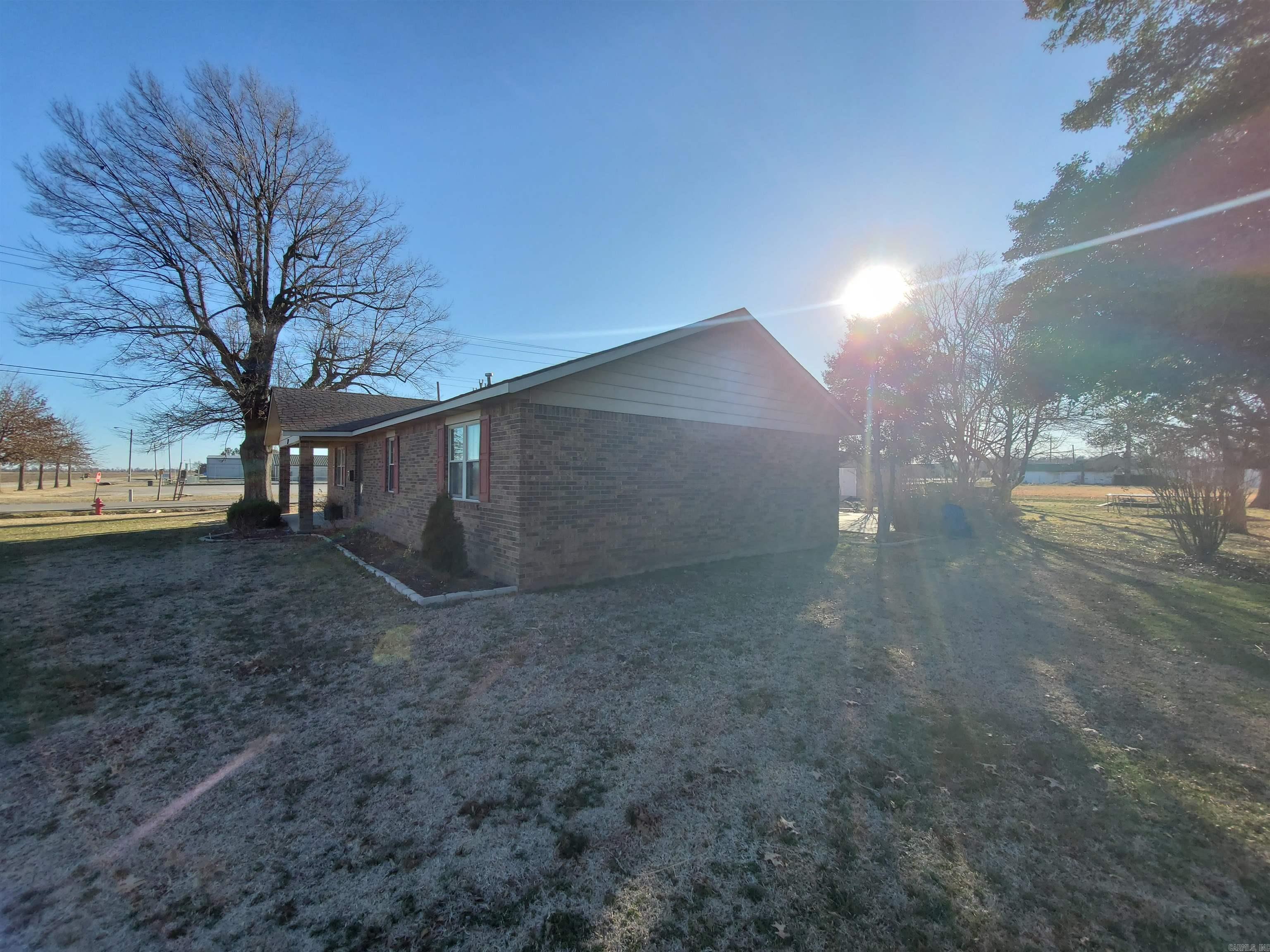 887 S Garfield  Piggott, AR