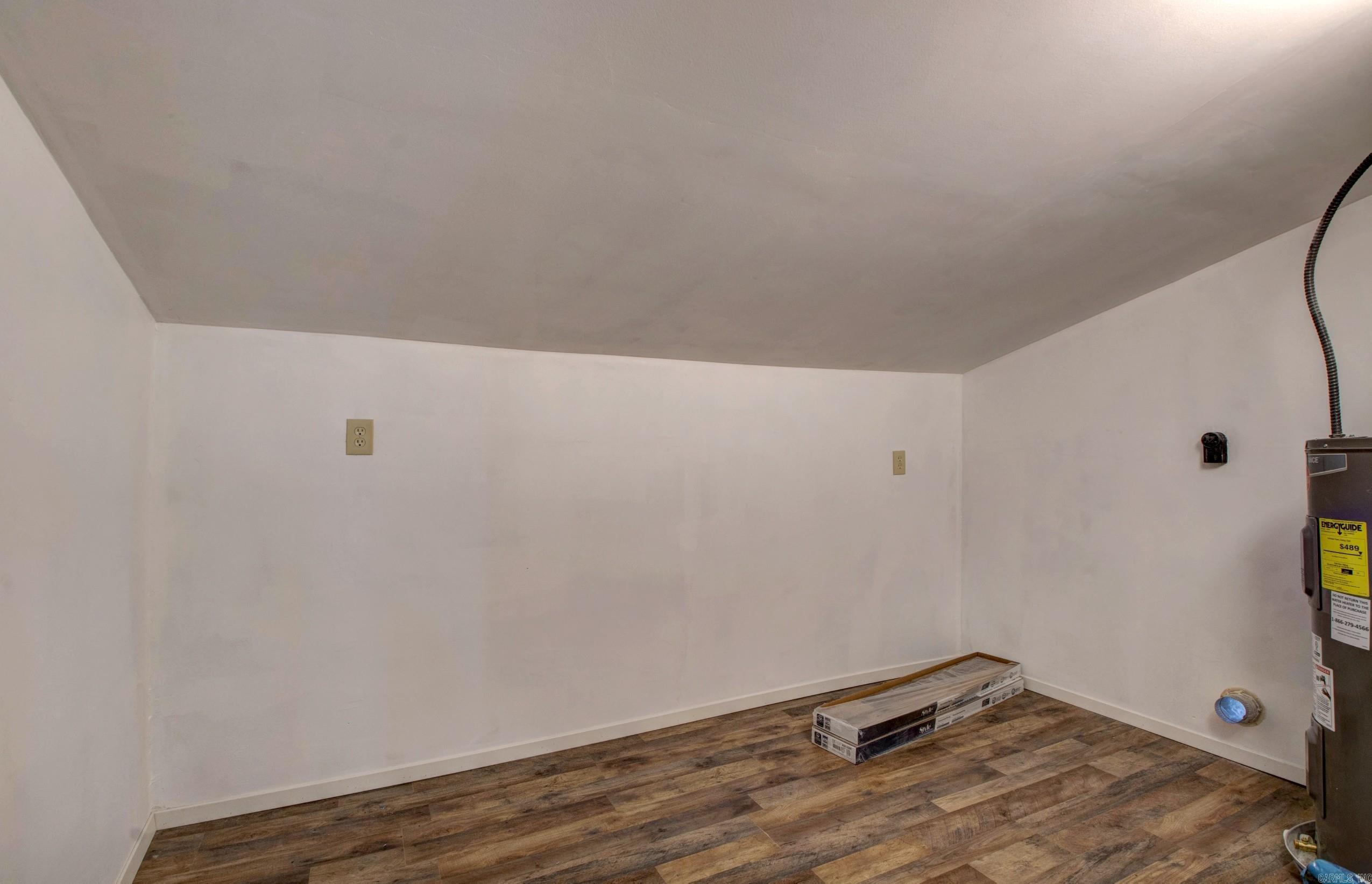 1612  Ridge Road  El Paso, AR