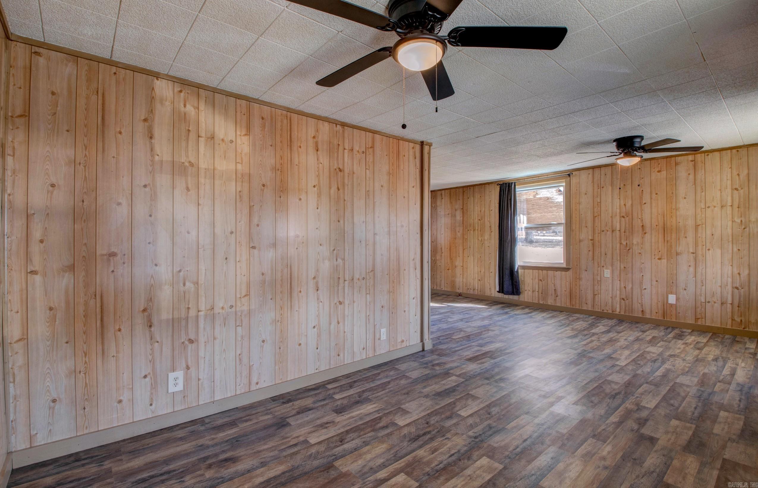 1612  Ridge Road  El Paso, AR