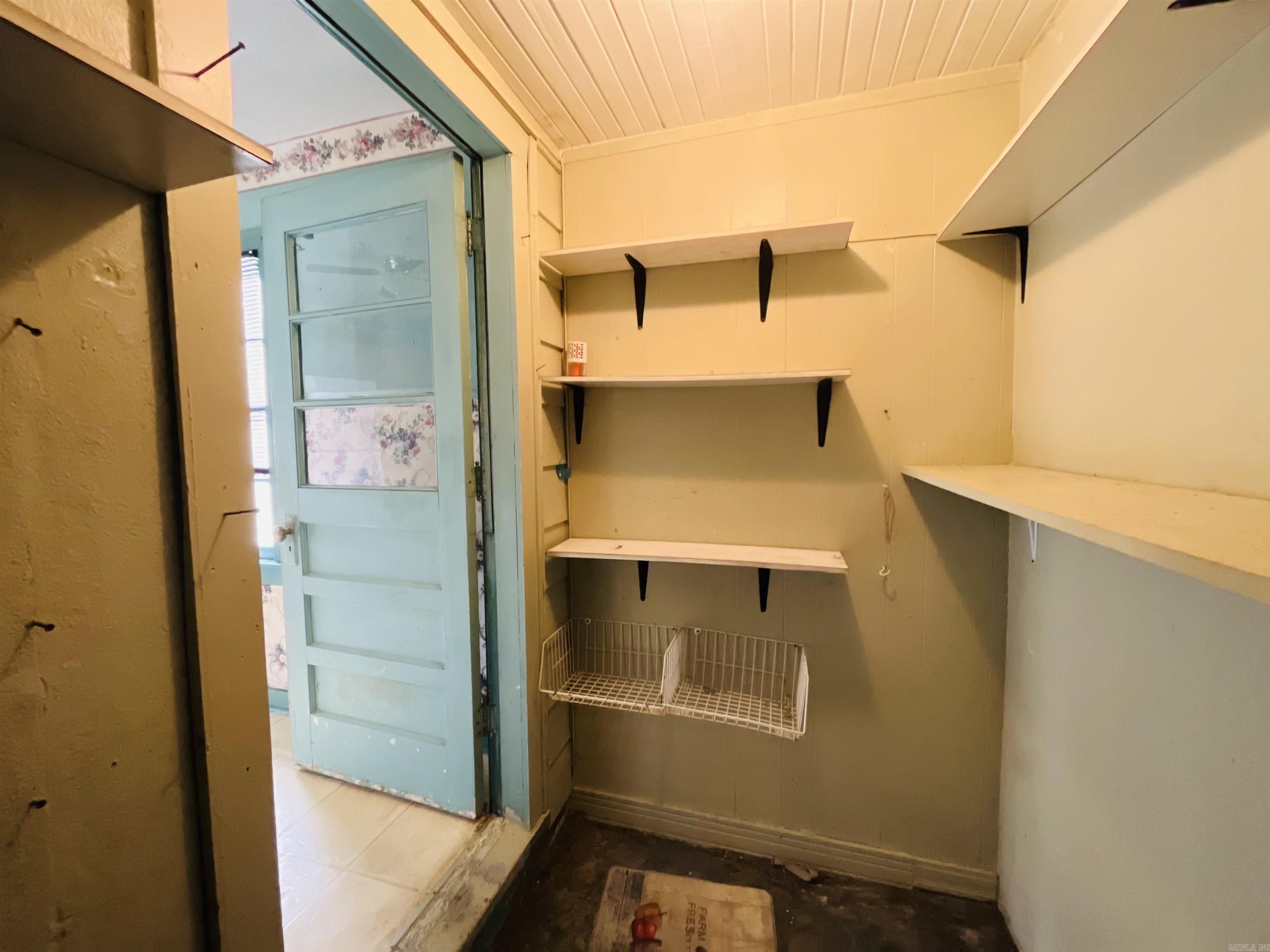 1310  McHenry  Malvern, AR