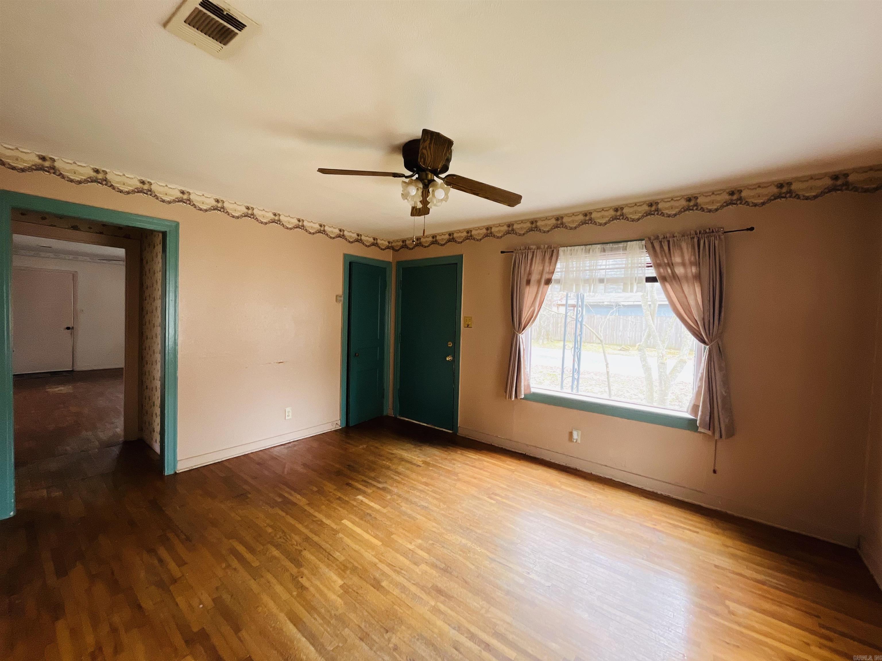 1310  McHenry  Malvern, AR