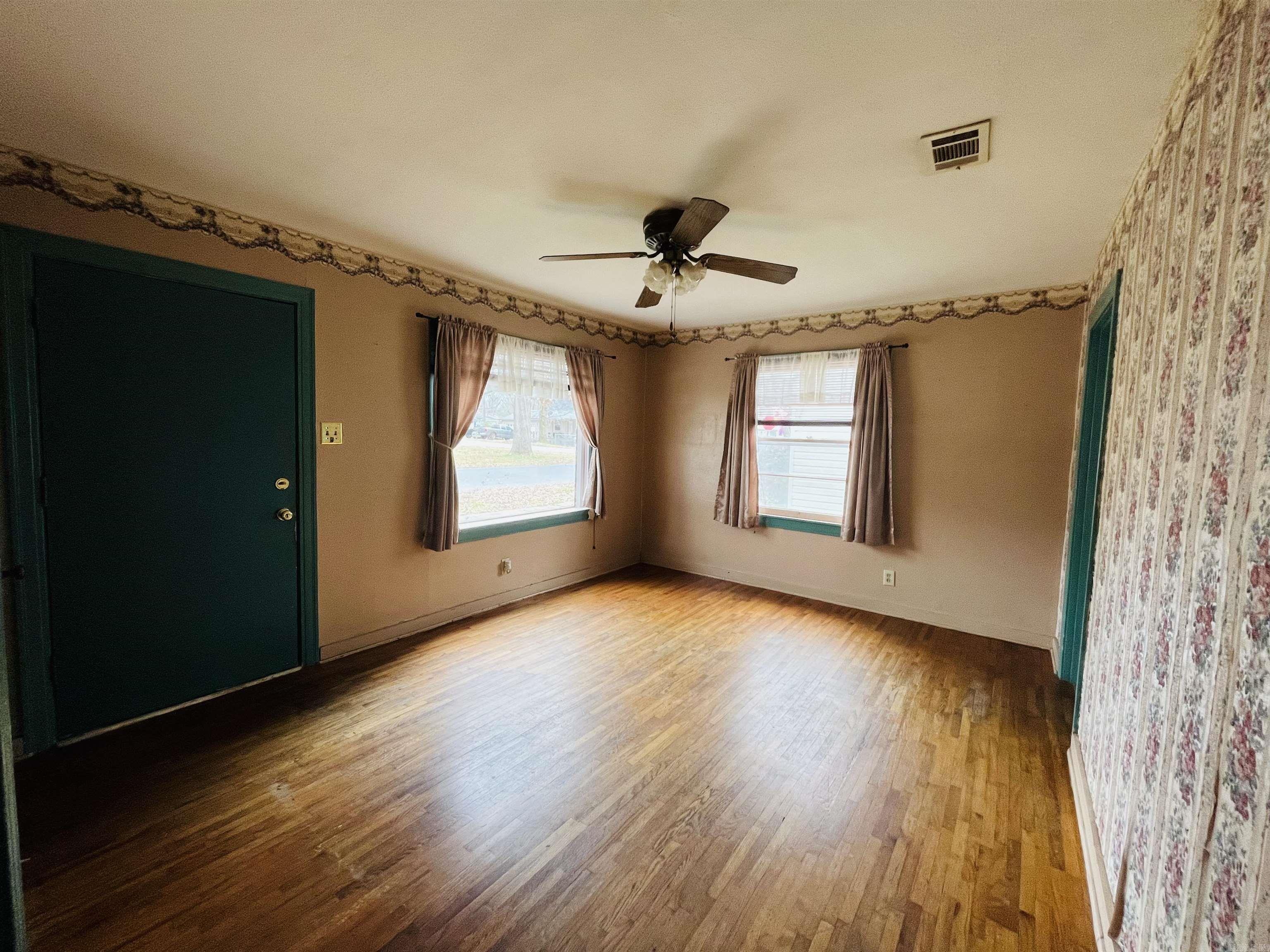 1310  McHenry  Malvern, AR