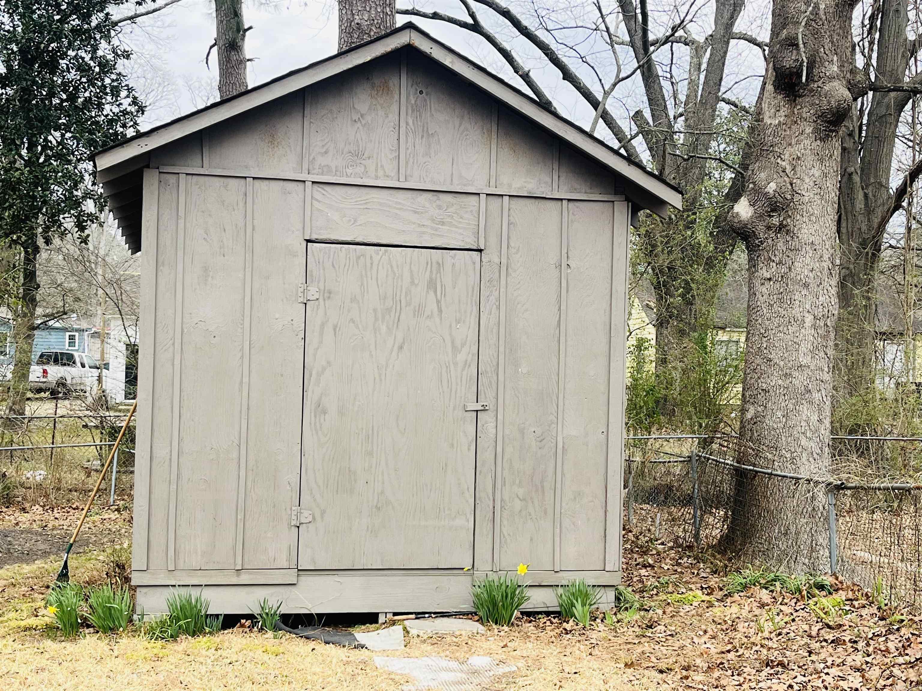 1310  McHenry  Malvern, AR