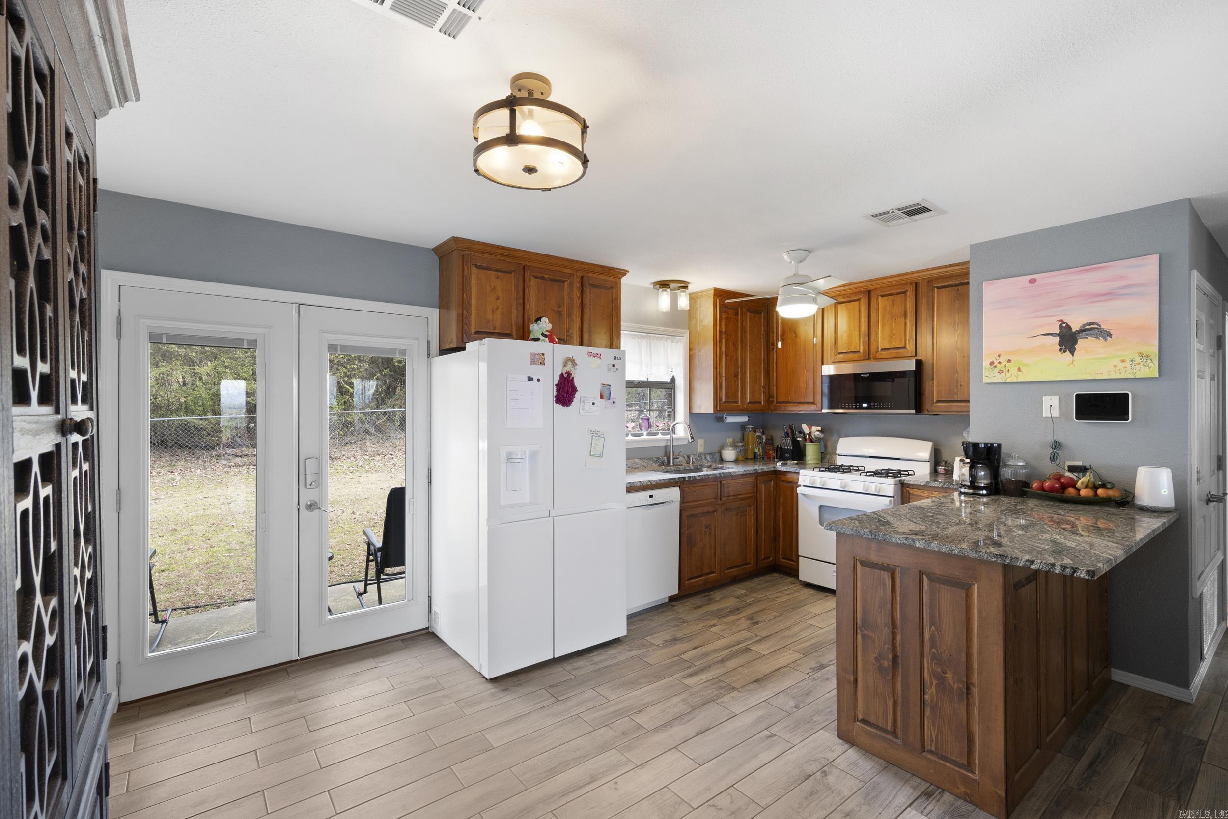 500 N Main Street Coal Hill, AR 72832