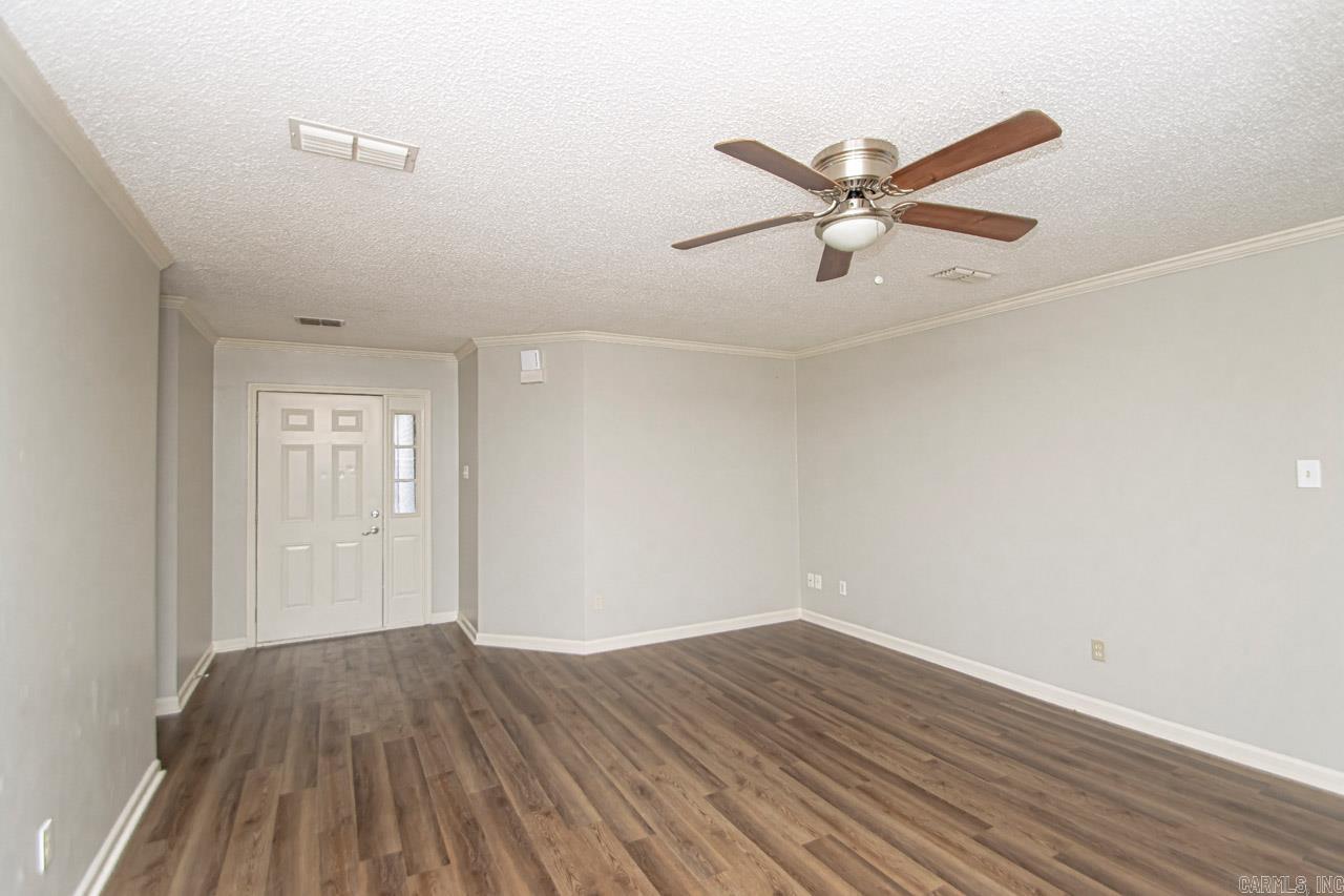 23  White Fox  Cabot, AR