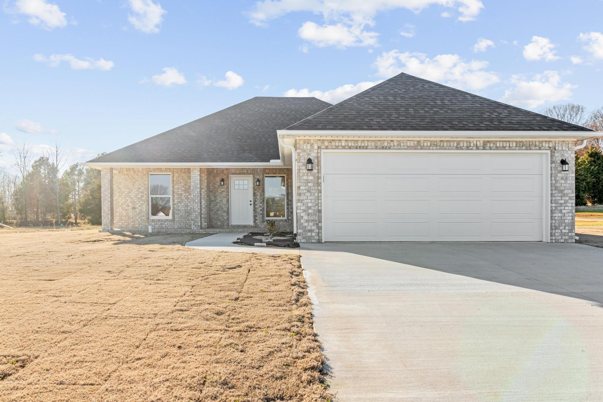 137 Raymond Drive Paragould, AR 72450