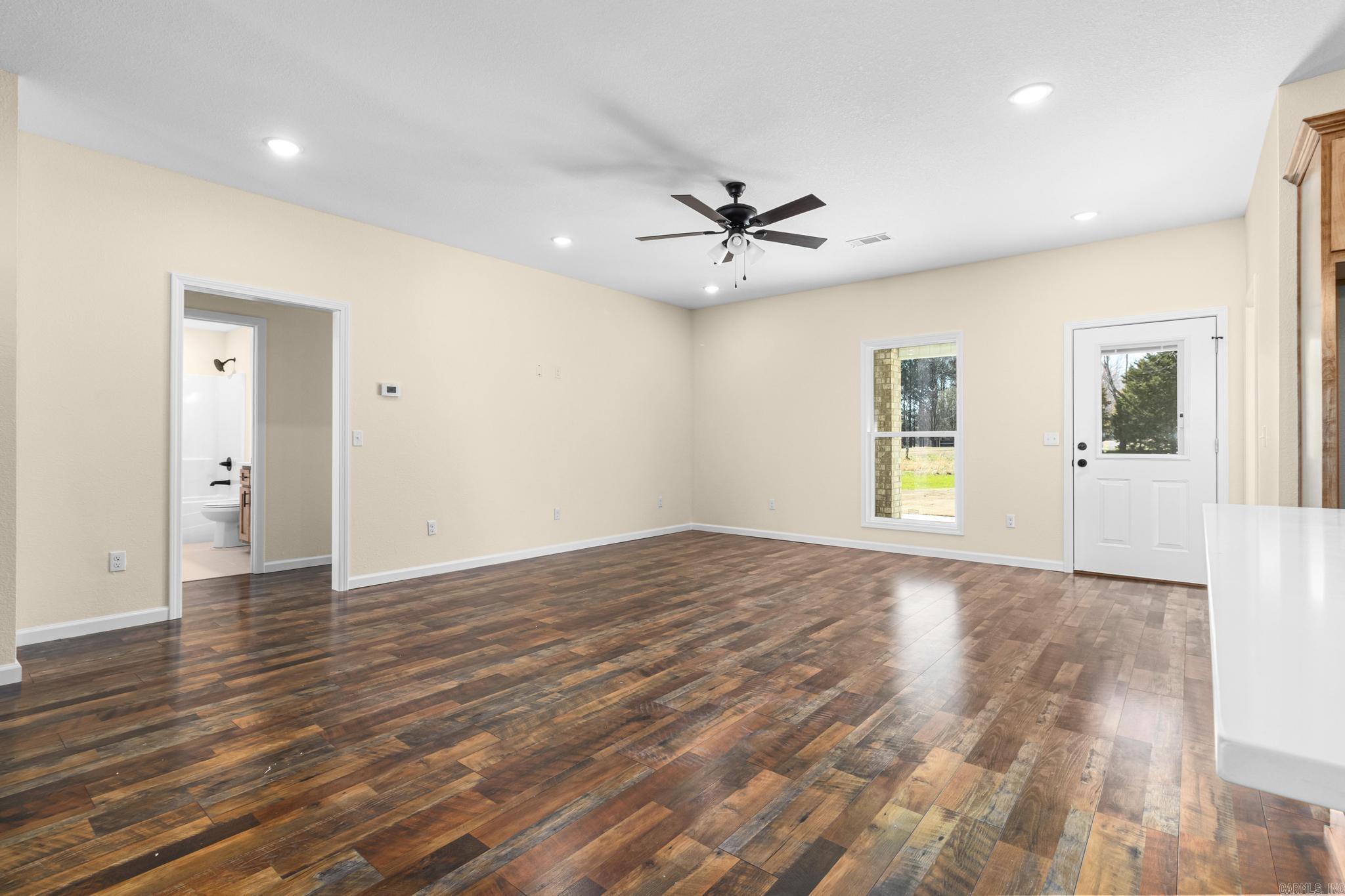 137 Raymond Drive Paragould, AR 72450
