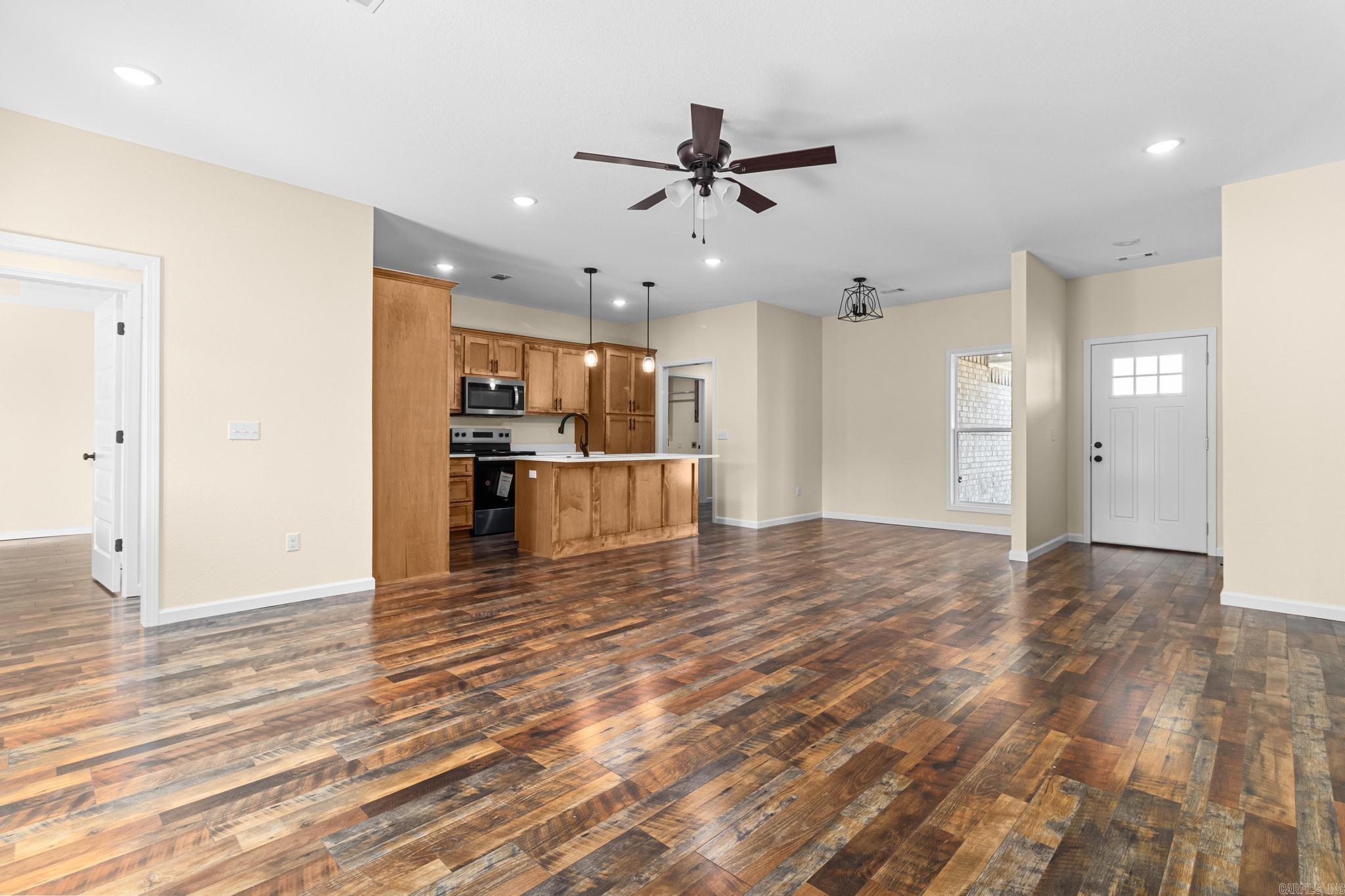 137 Raymond Drive Paragould, AR 72450