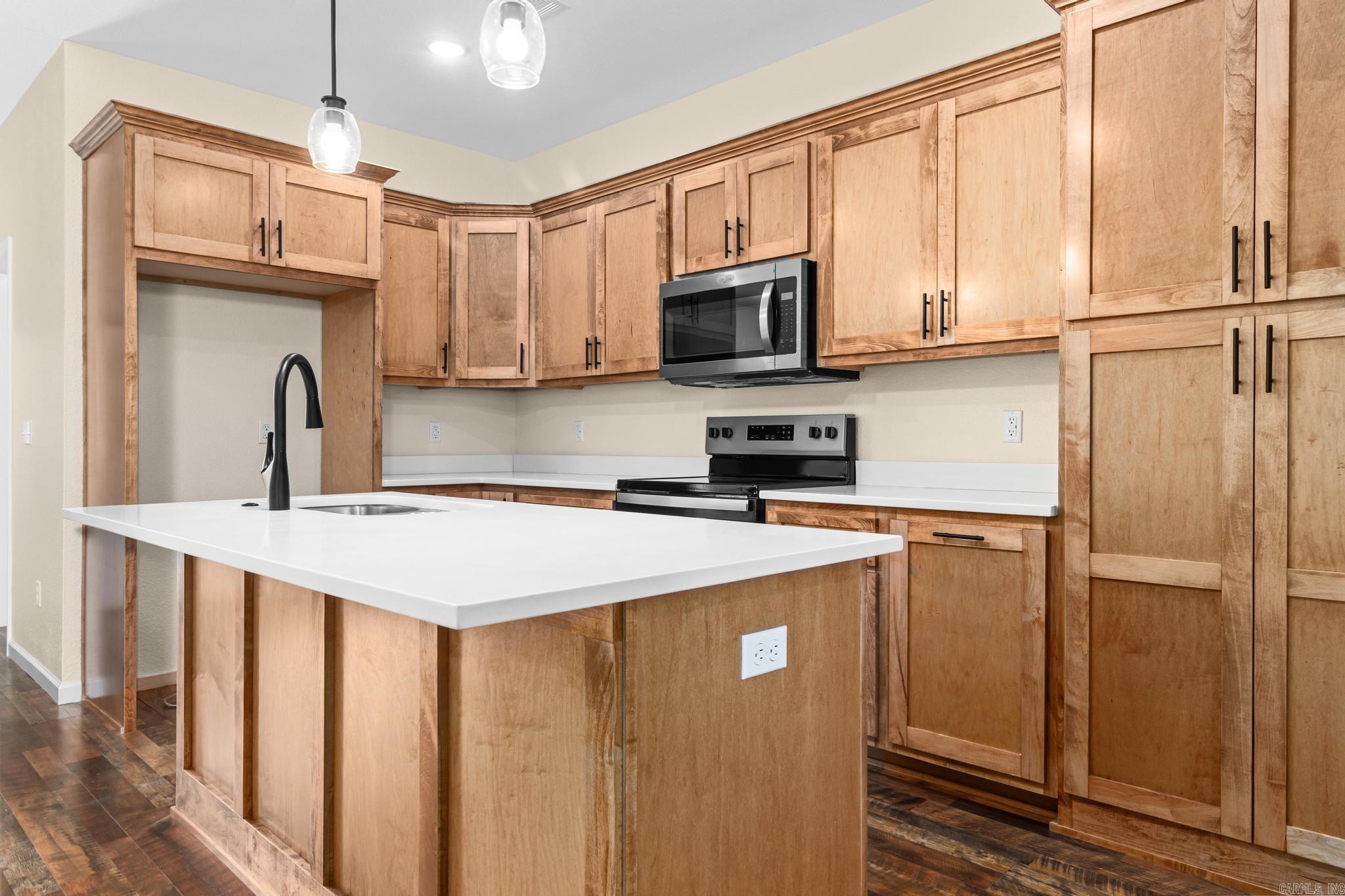137 Raymond Drive Paragould, AR 72450