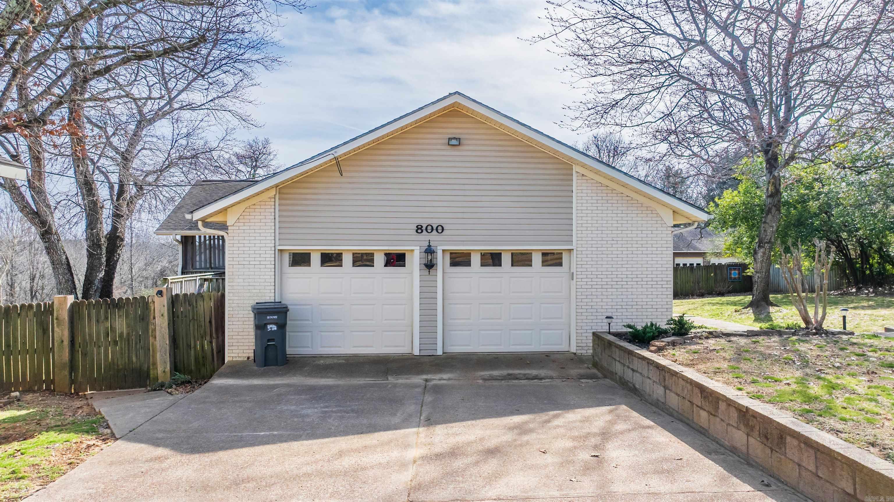 800  Dennison  Batesville, AR