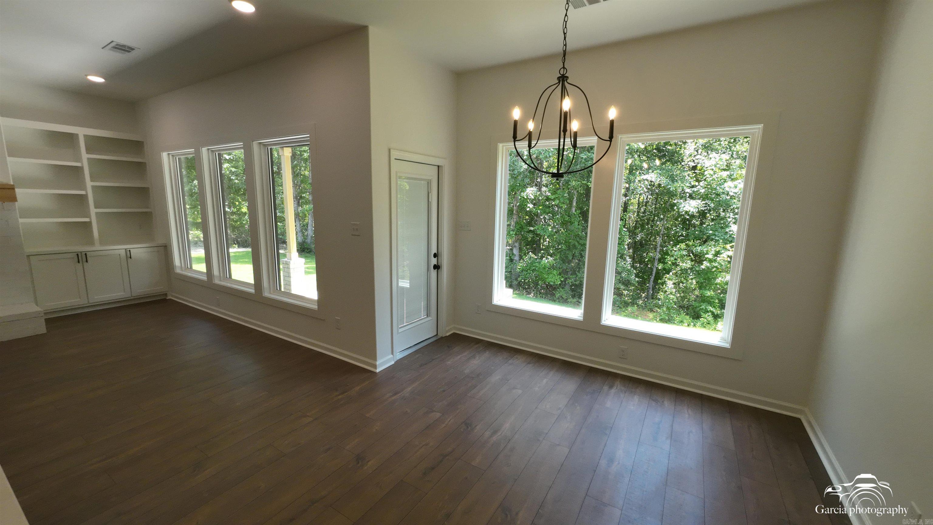 9033 Creek View  Bauxite, AR