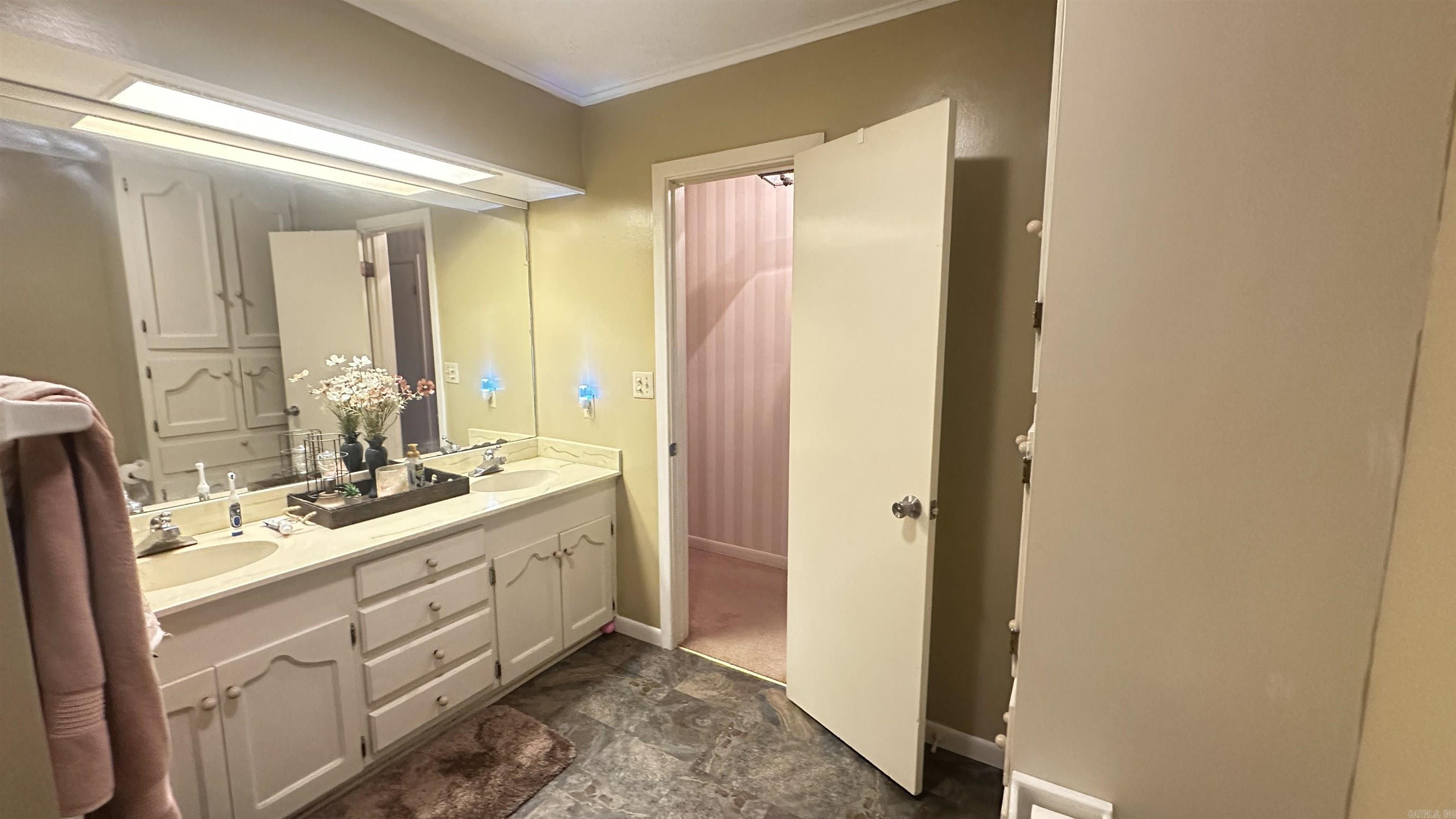 121 W Lee  Mineral Sprs., AR