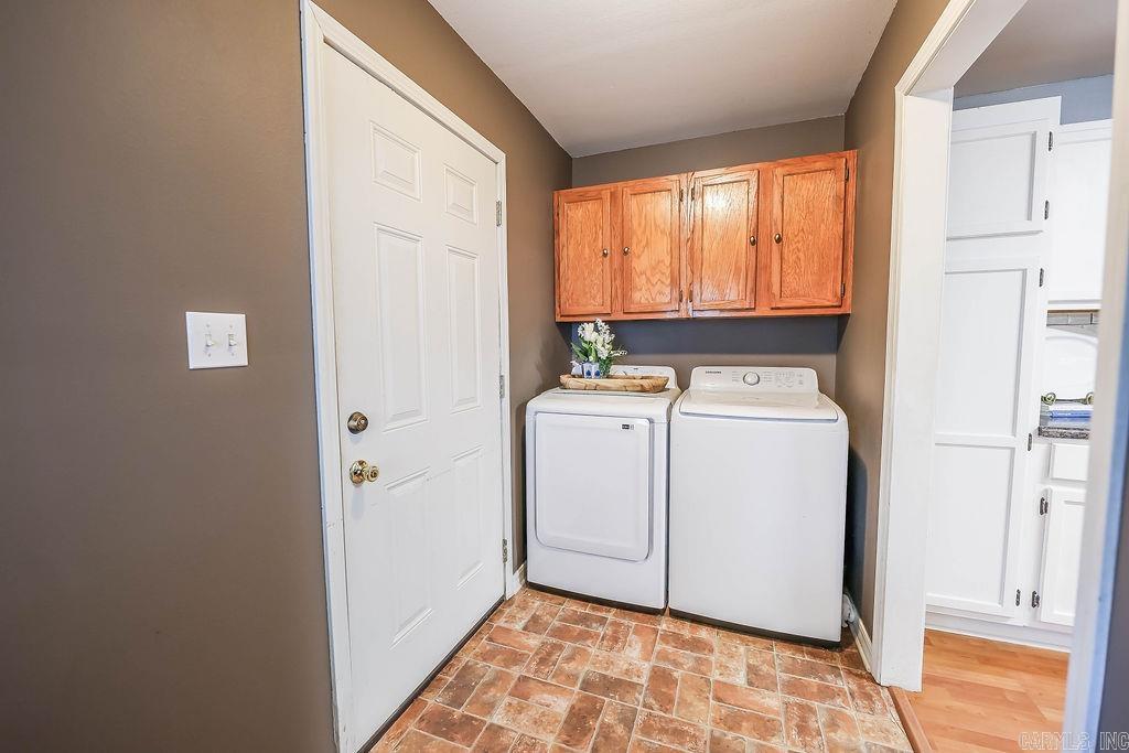 482 Tina St