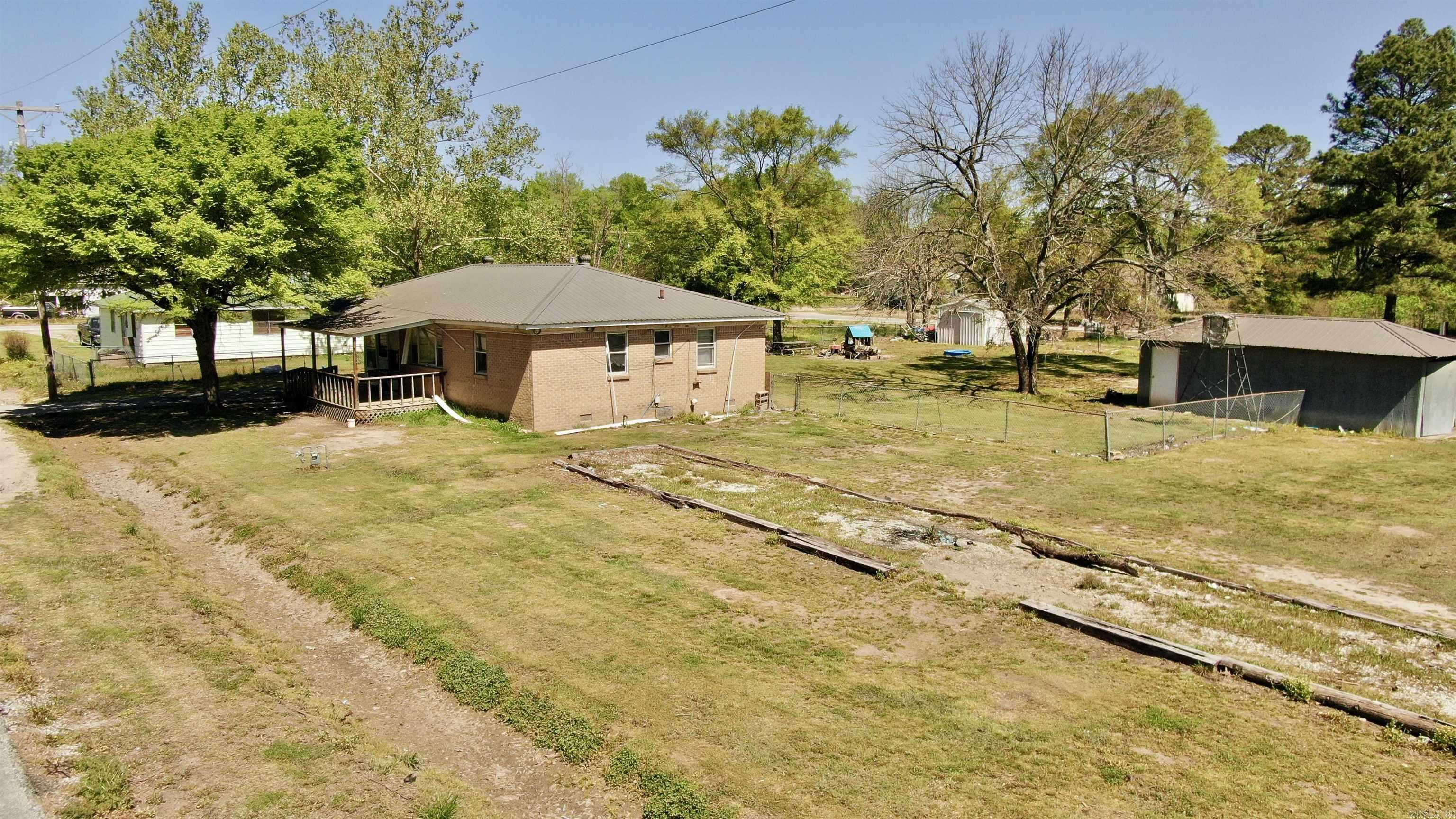229 E Elm St  Alicia, AR